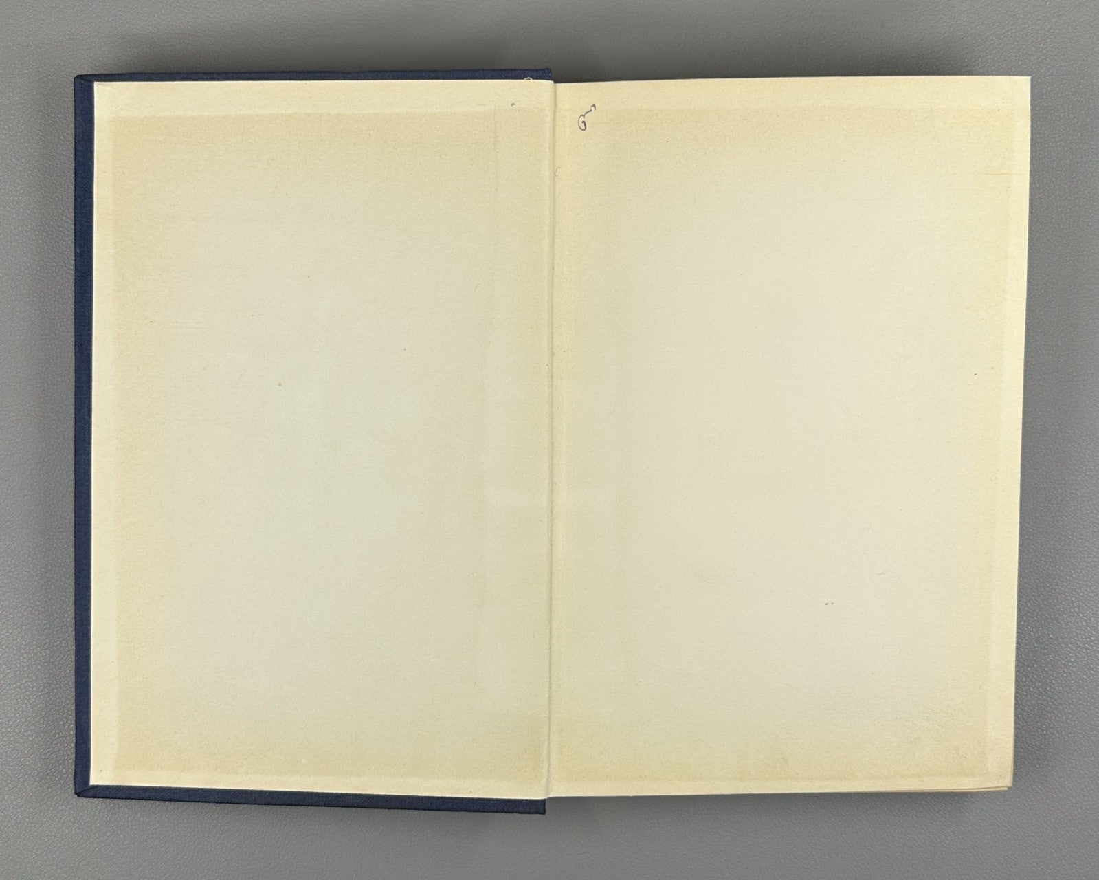 1st ed in Rus Avro Manhattan Vatican 1948 Мэнхэттен Ватикан Католическая церковь