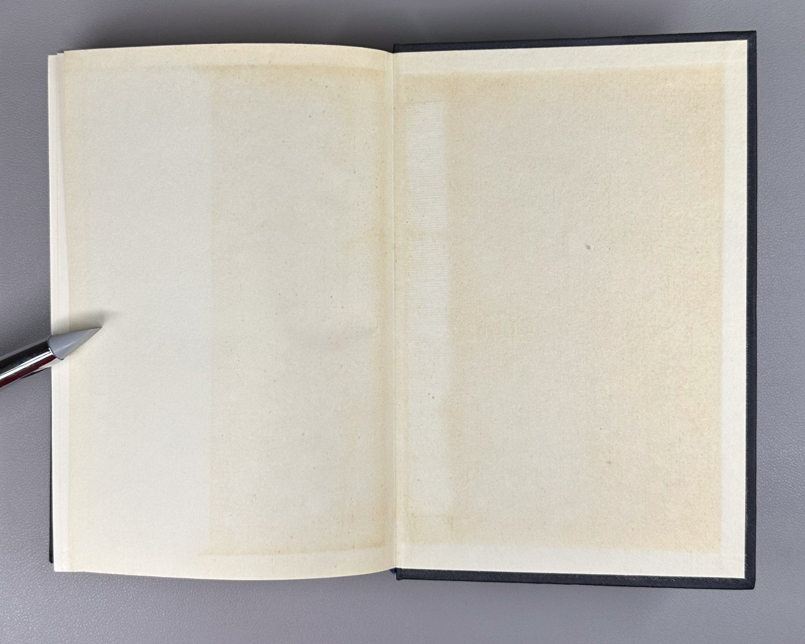 1st ed. in Russian Atomic Physics Born 1965 Борн Атомная физика