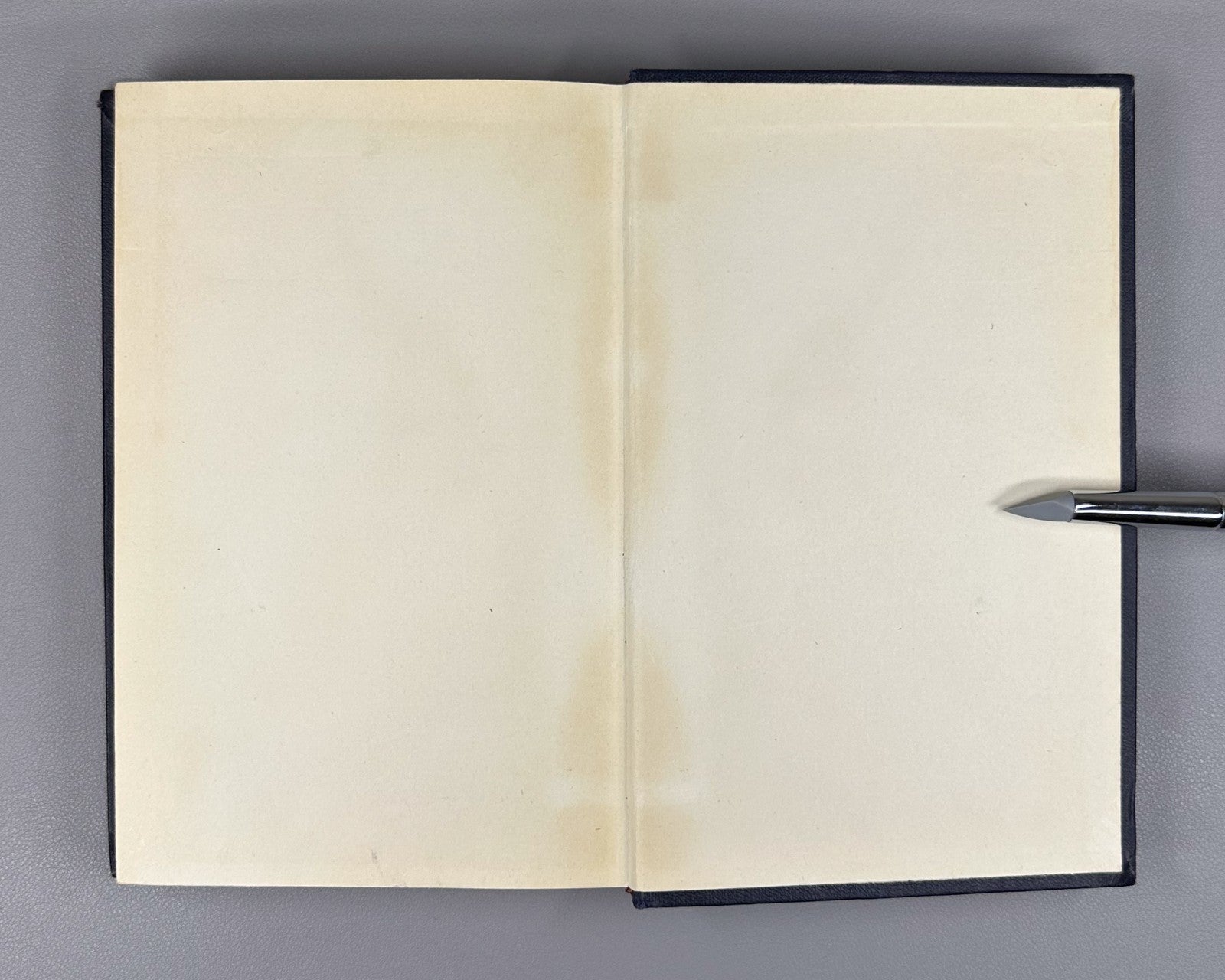 Guo Moruo. Selected Works Poems in Rus 1955 Го Можо Избранные сочинения 郭沫若