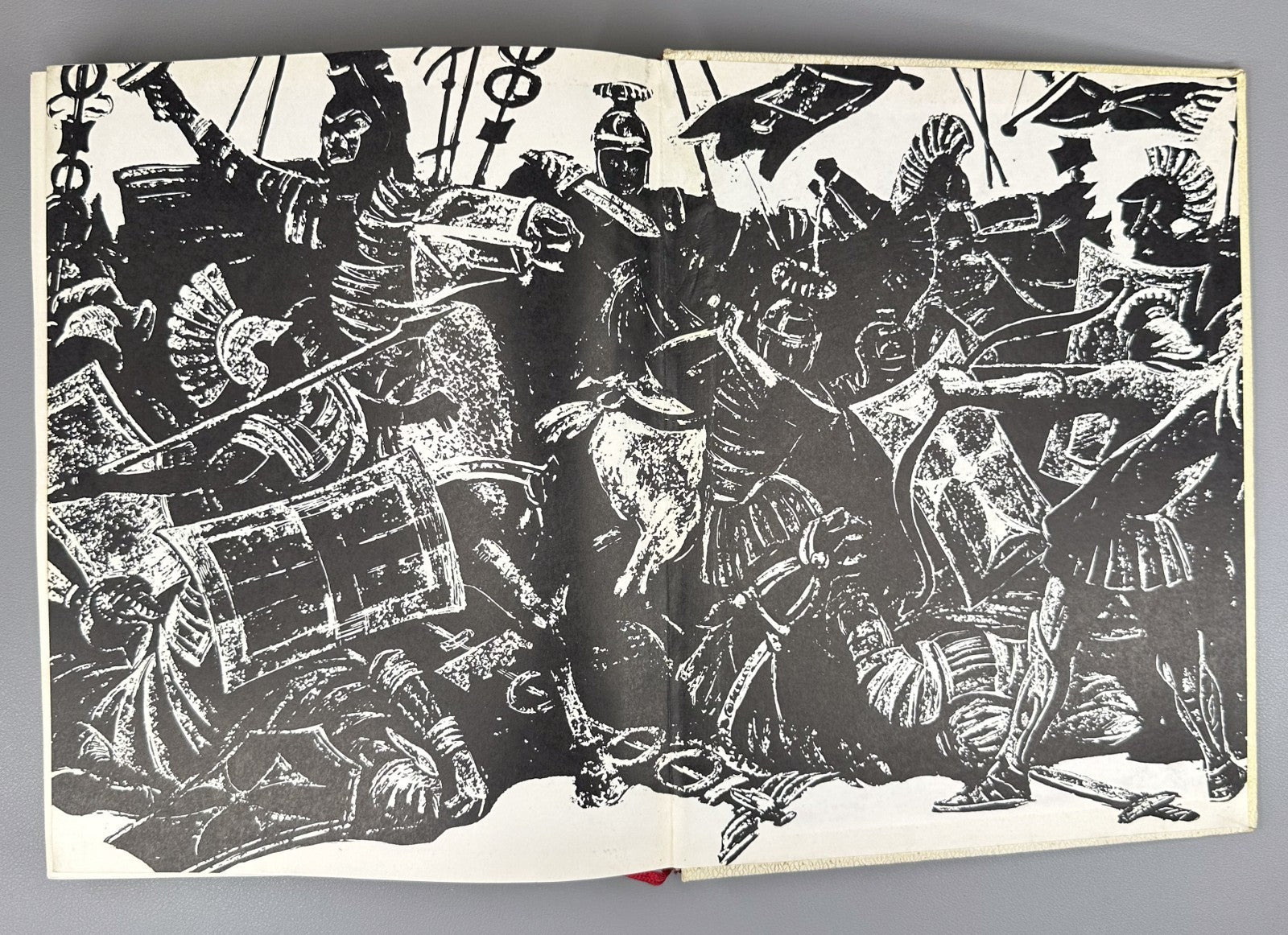 Spartaco Spartacus Giovagnoli Historical novella 1968 Джованьоли Спартак