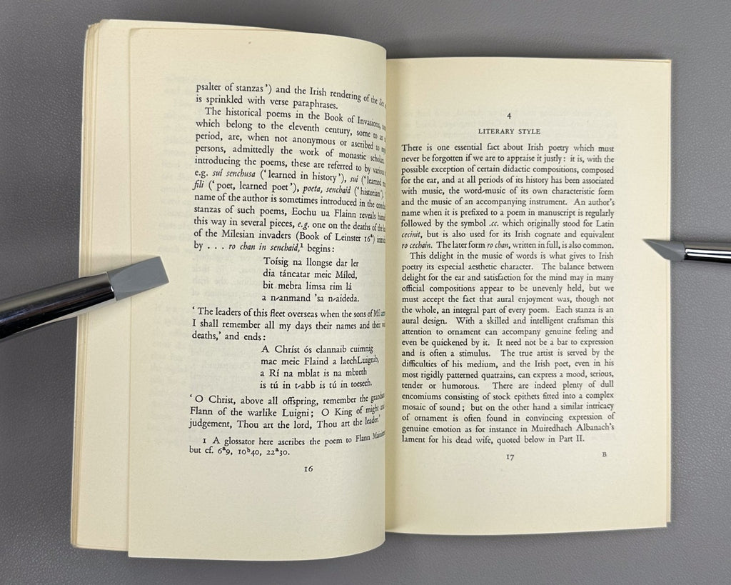 Knott, Eleanor Irish Classical Poetry Bardic Poetry Dublin 1957 First Edition