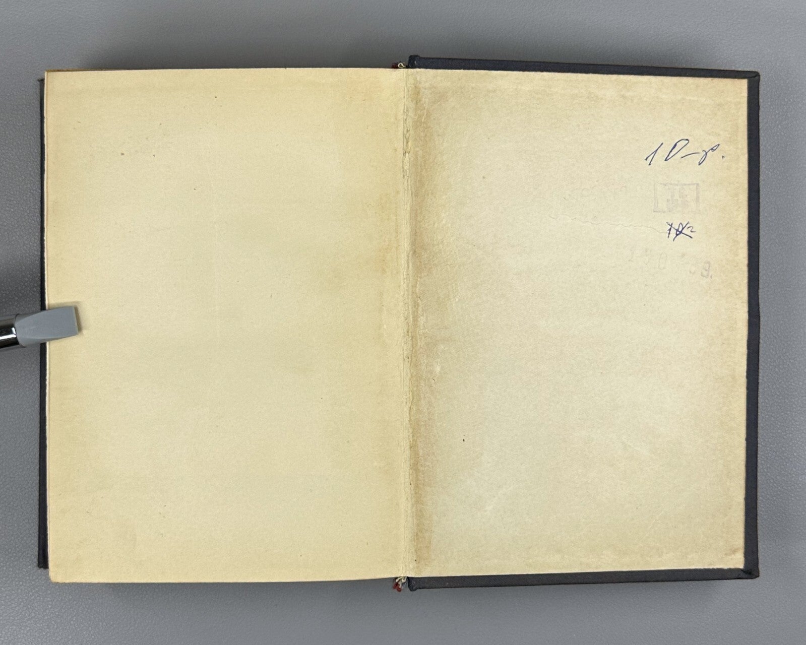 Academia Cabet The Voyage to Icaria Novel 1935 Кабе Путешествие в Икарию 2 тома