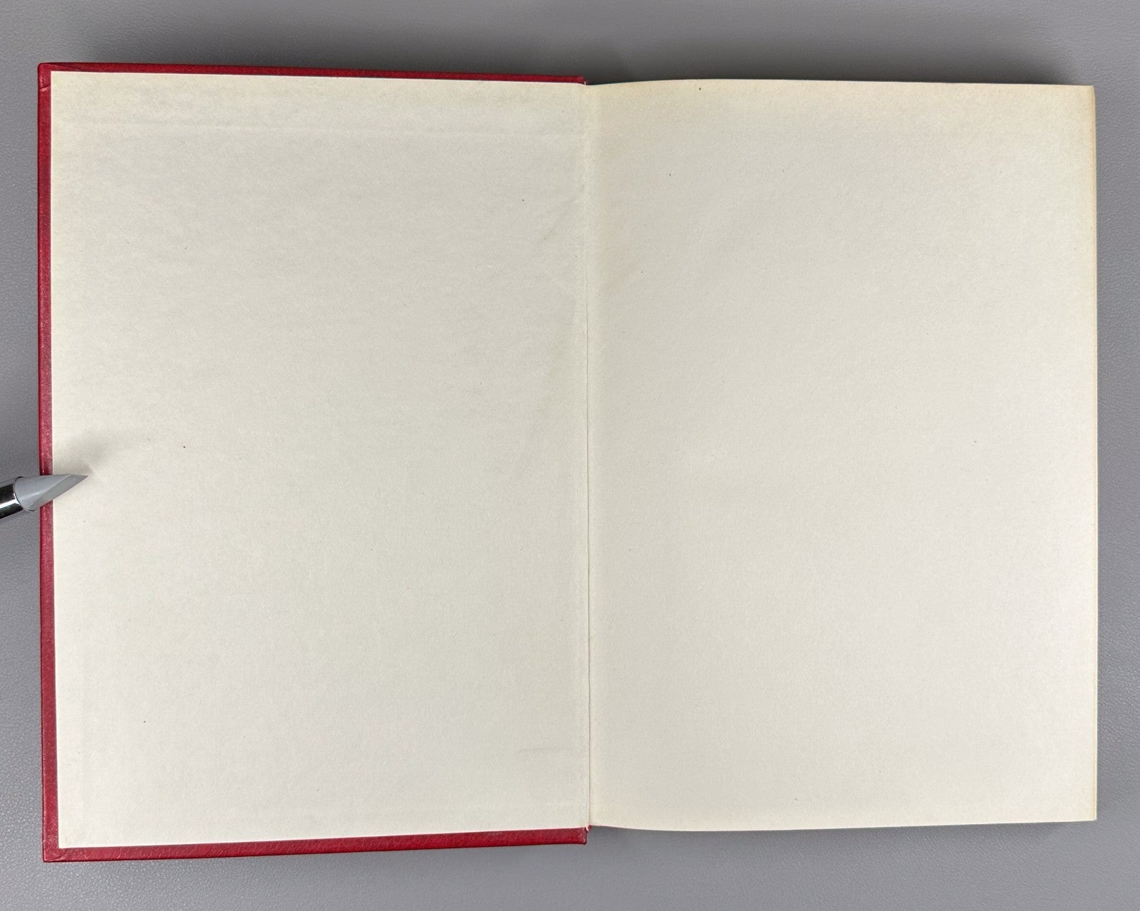 Zeldovich Selected Works 1985 Зельдович Избранные труды Частицы Ядра Вселенная