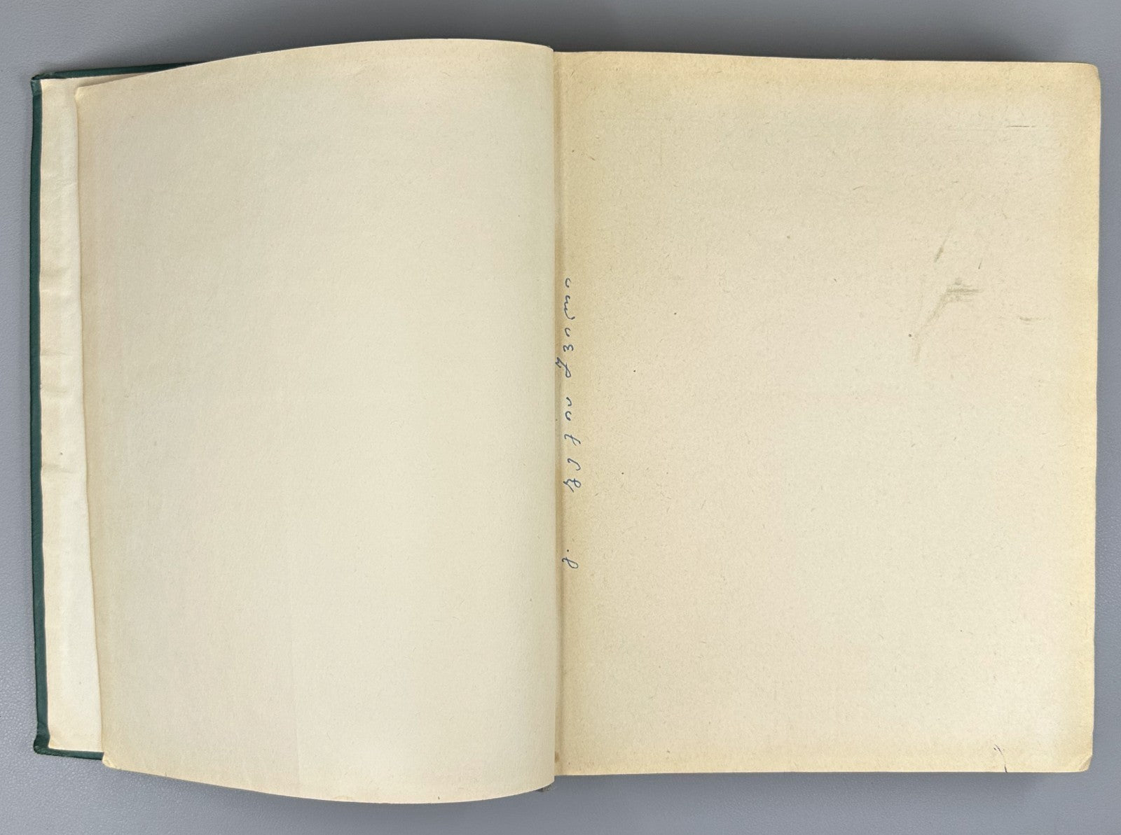 Persian-Russian Dictionary Miller 1953 Миллер Персидско-русский словарь
