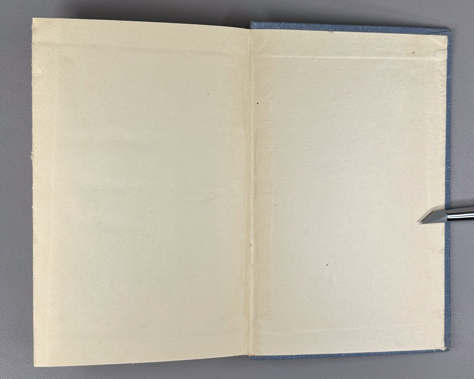 Nguyen Van Hieu Unitary Symmetry 1967 Нгуен Ван Хьеу Лекции Элементарные частицы