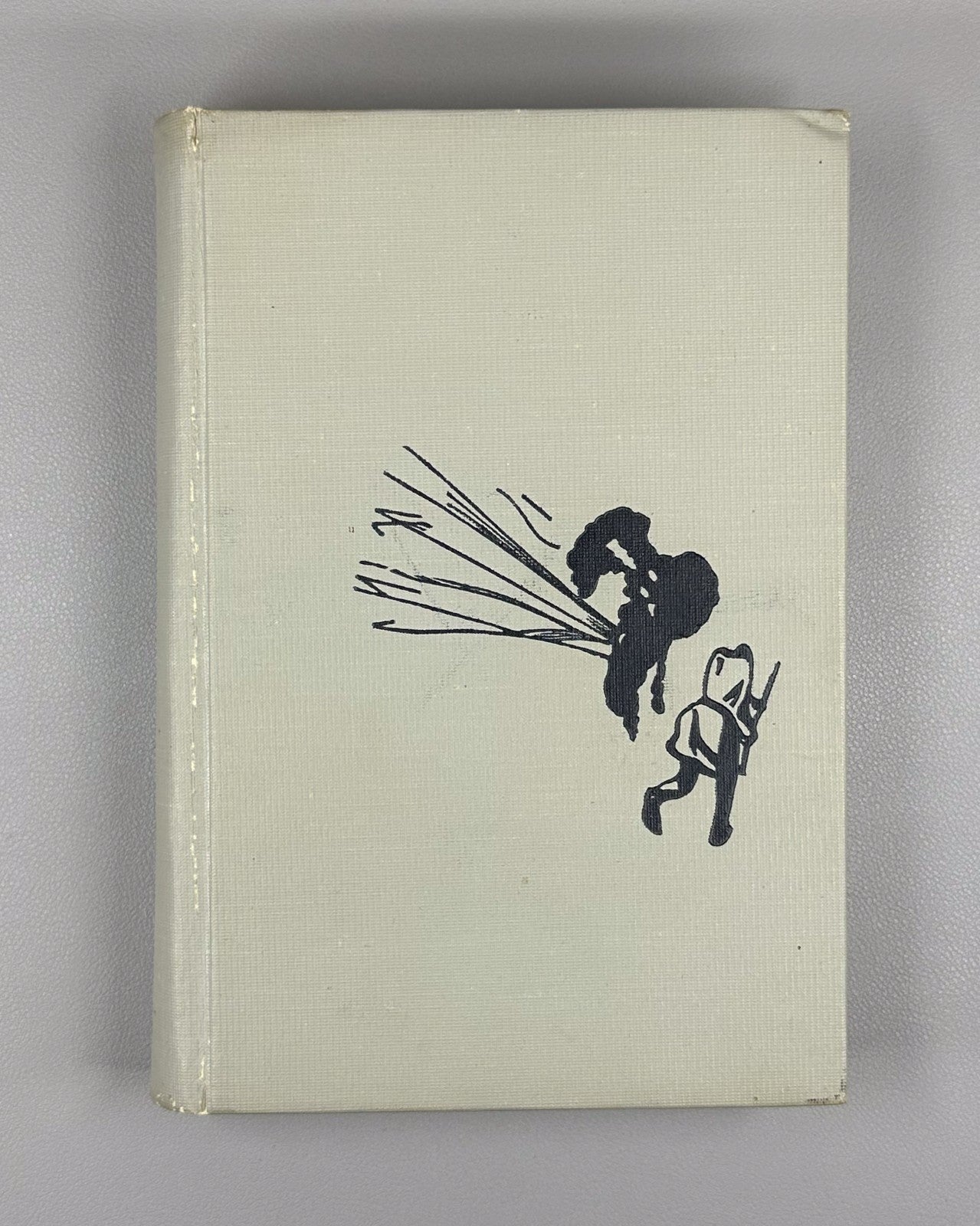 Academia Barbusse Under Fire in Russian 1935 Барбюс В огне худ. Дейнека Rare