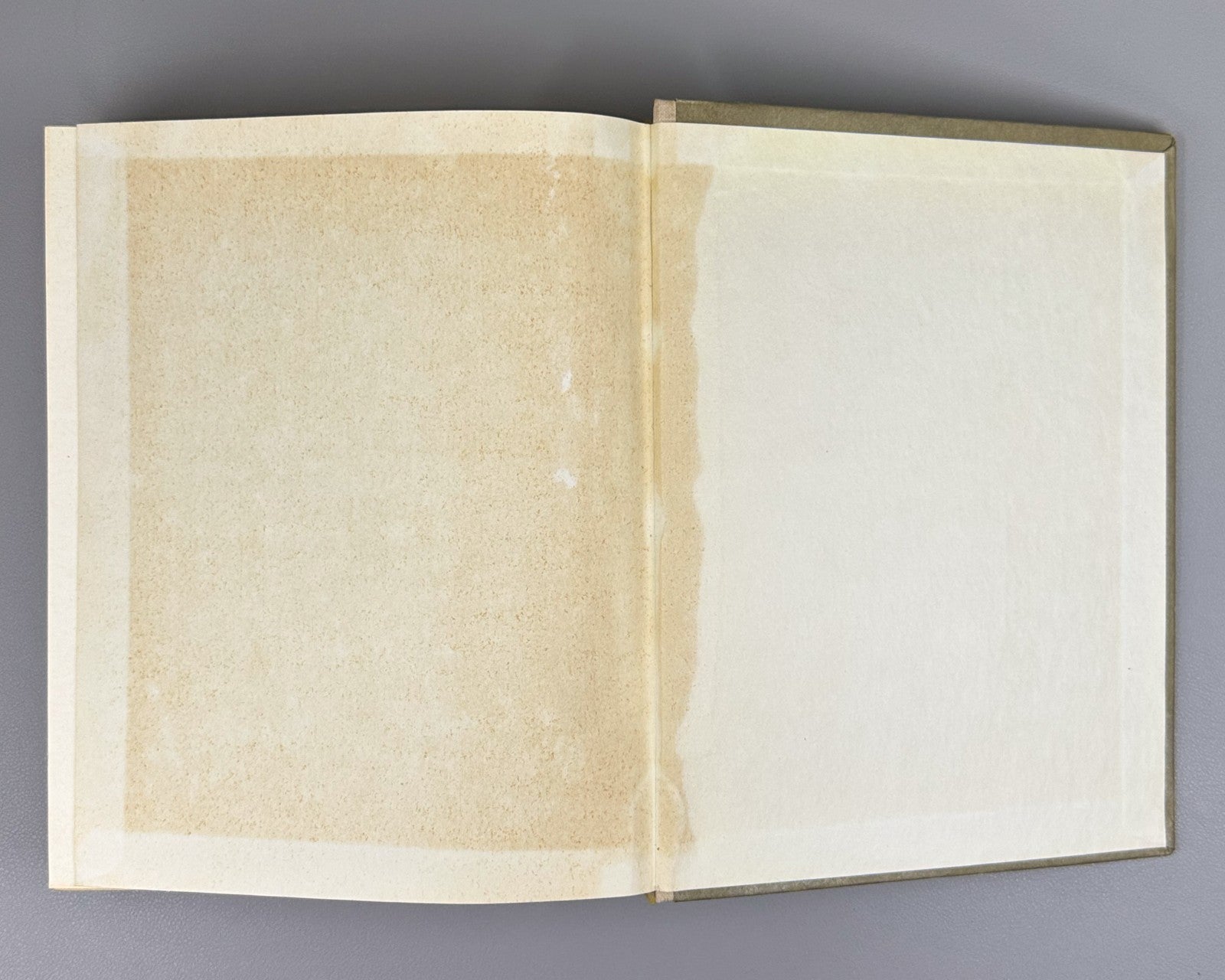 Dictionary Russian Georgian 1980 Словарь словосочетаний Русский Грузинский Rare