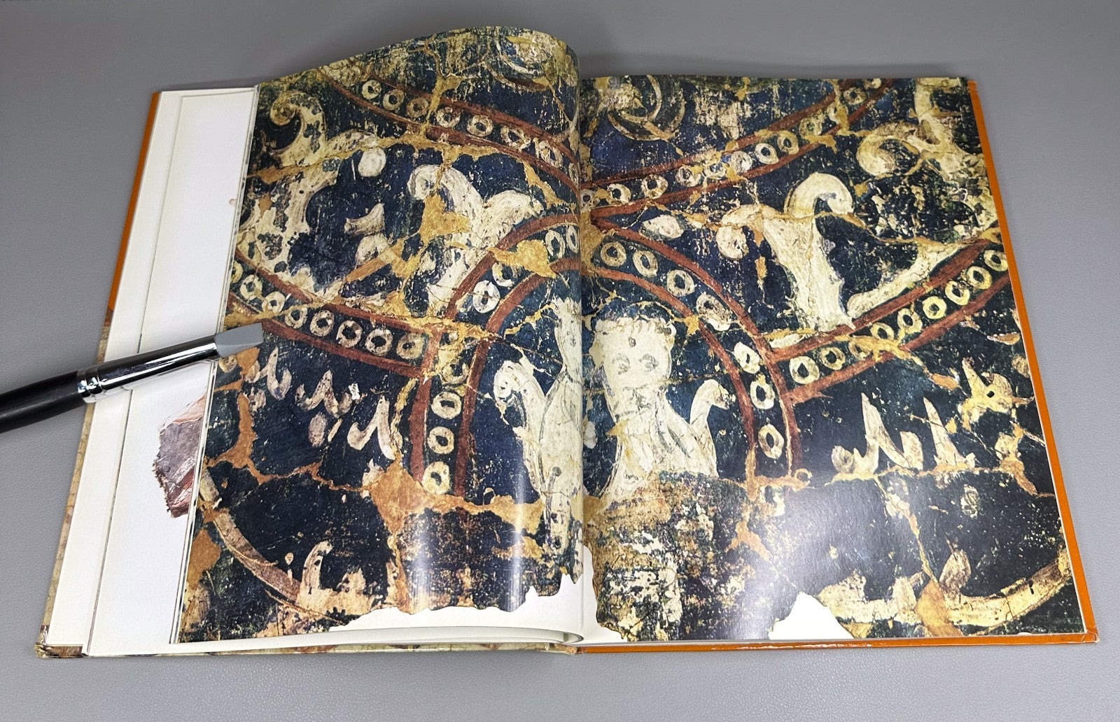 Smolensk Painting of the 12th-13th cen. 1977 Смоленская живопись 12-13 веков