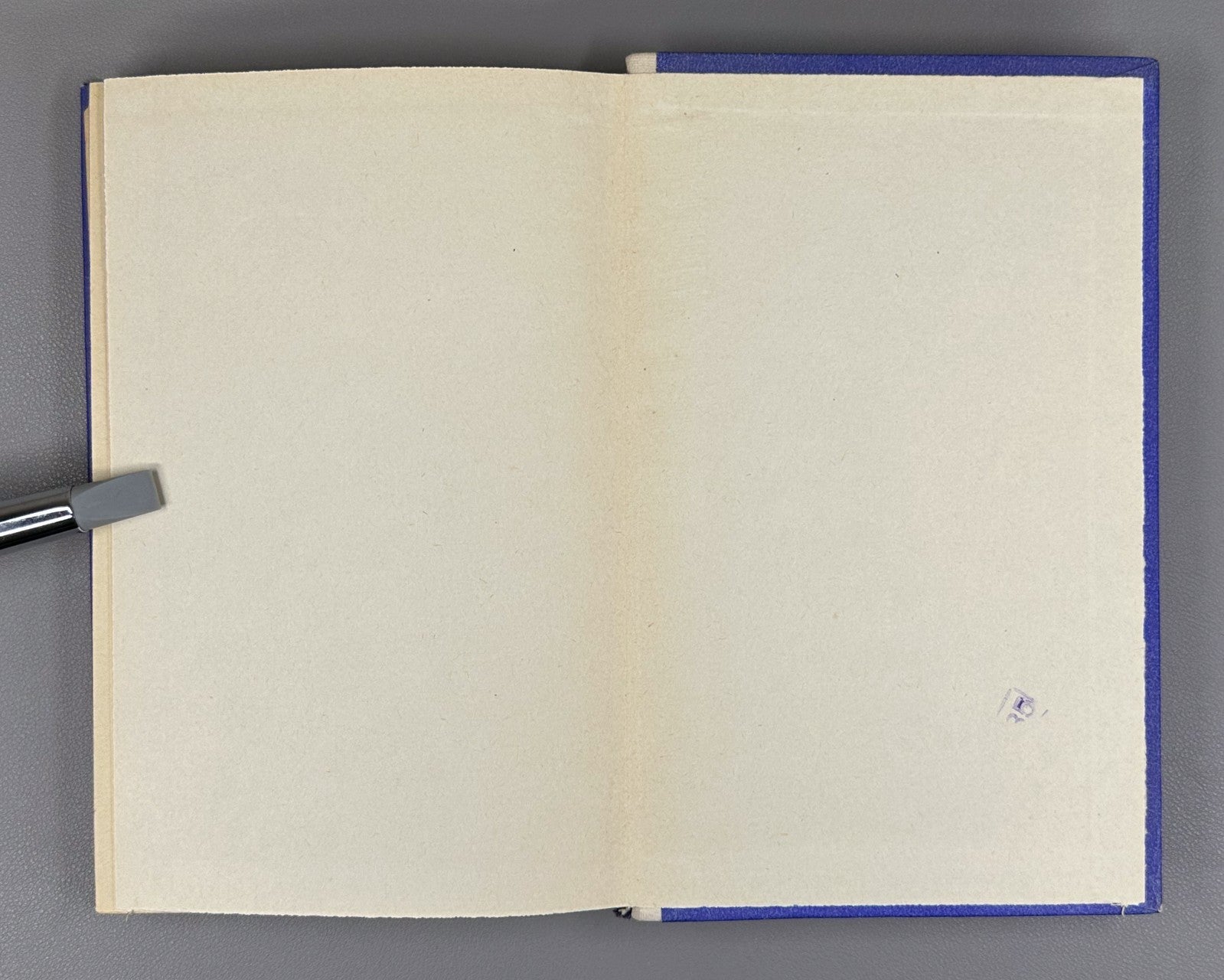 Ленерт Динамика заряженных частиц 1967 Lenert Dynamics of Charged Particles