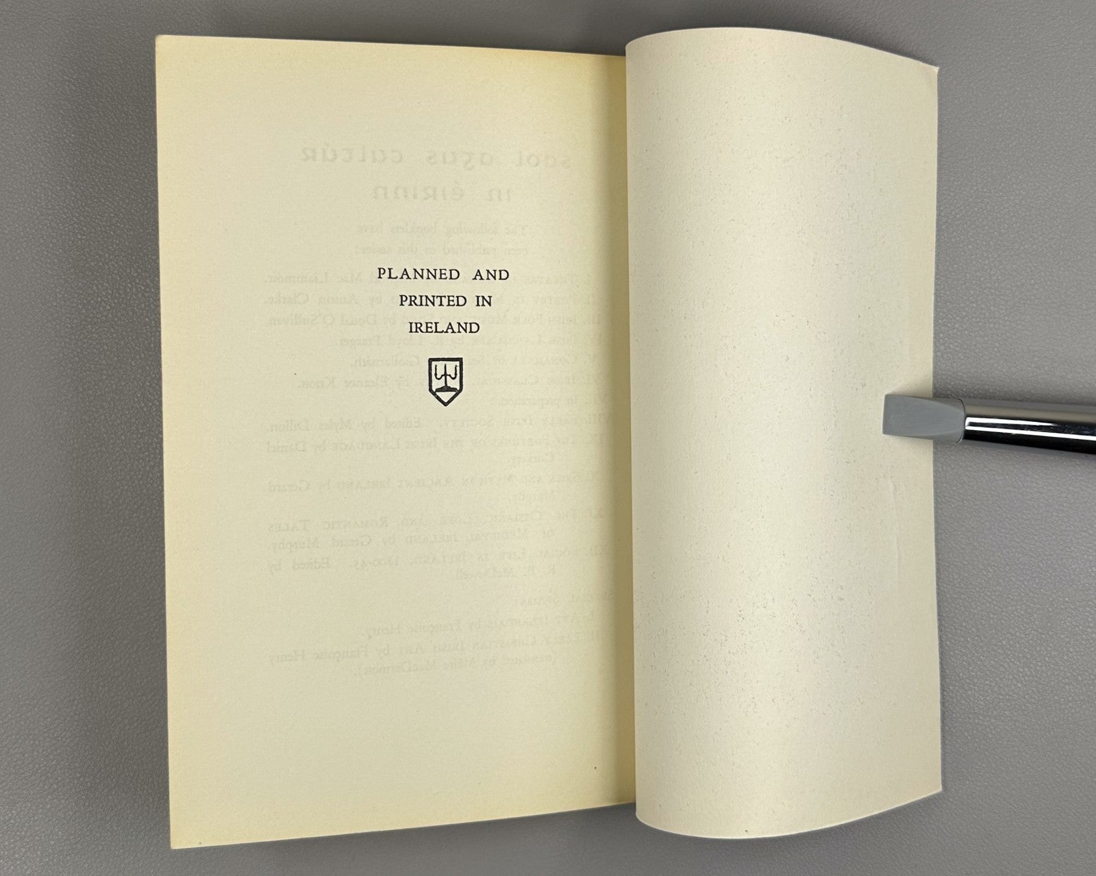 Knott, Eleanor Irish Classical Poetry Bardic Poetry Dublin 1957 First Edition
