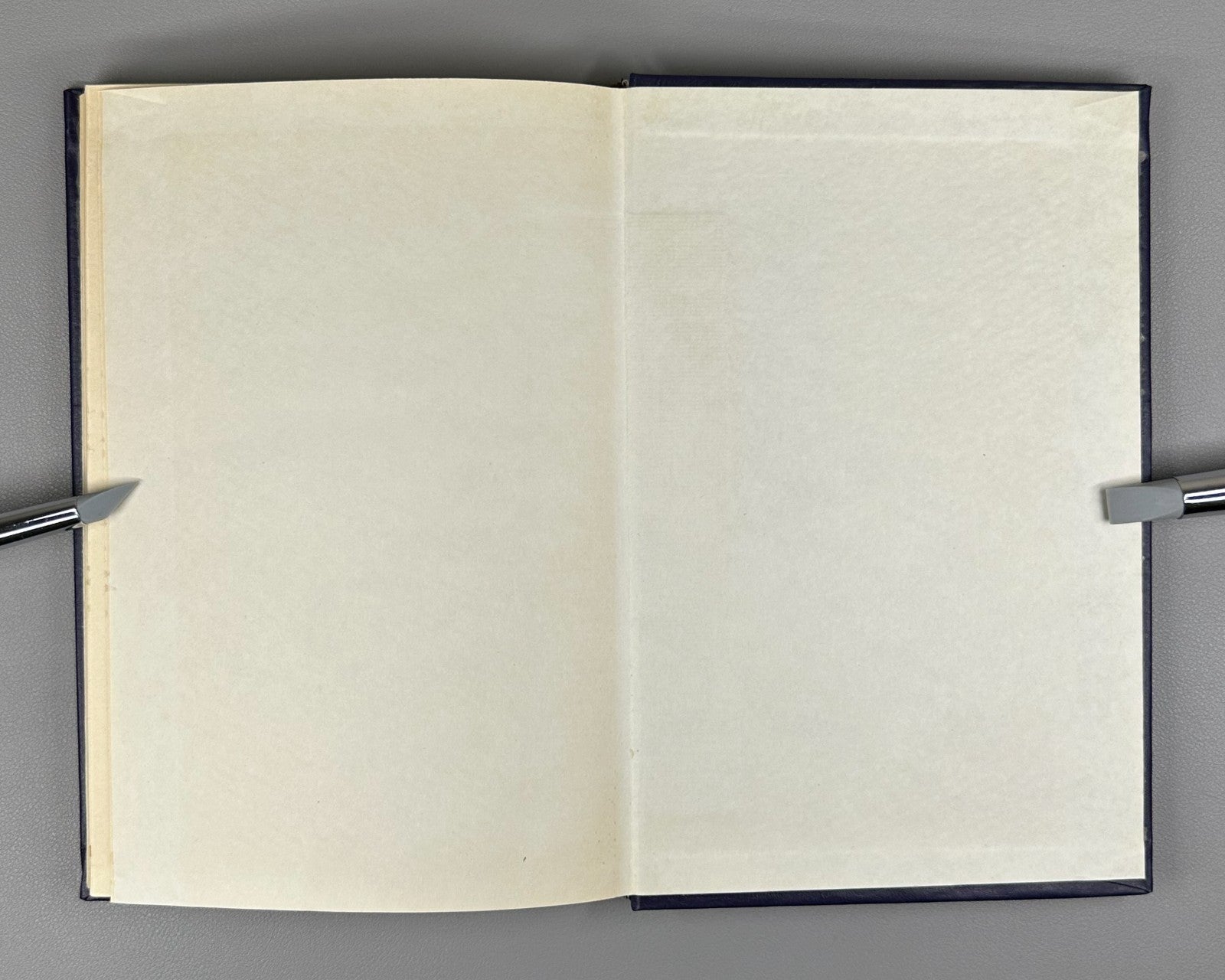 Signed Мешков Чириков Электромагнитное поле 1987 Chirikov Electromagnetic Field