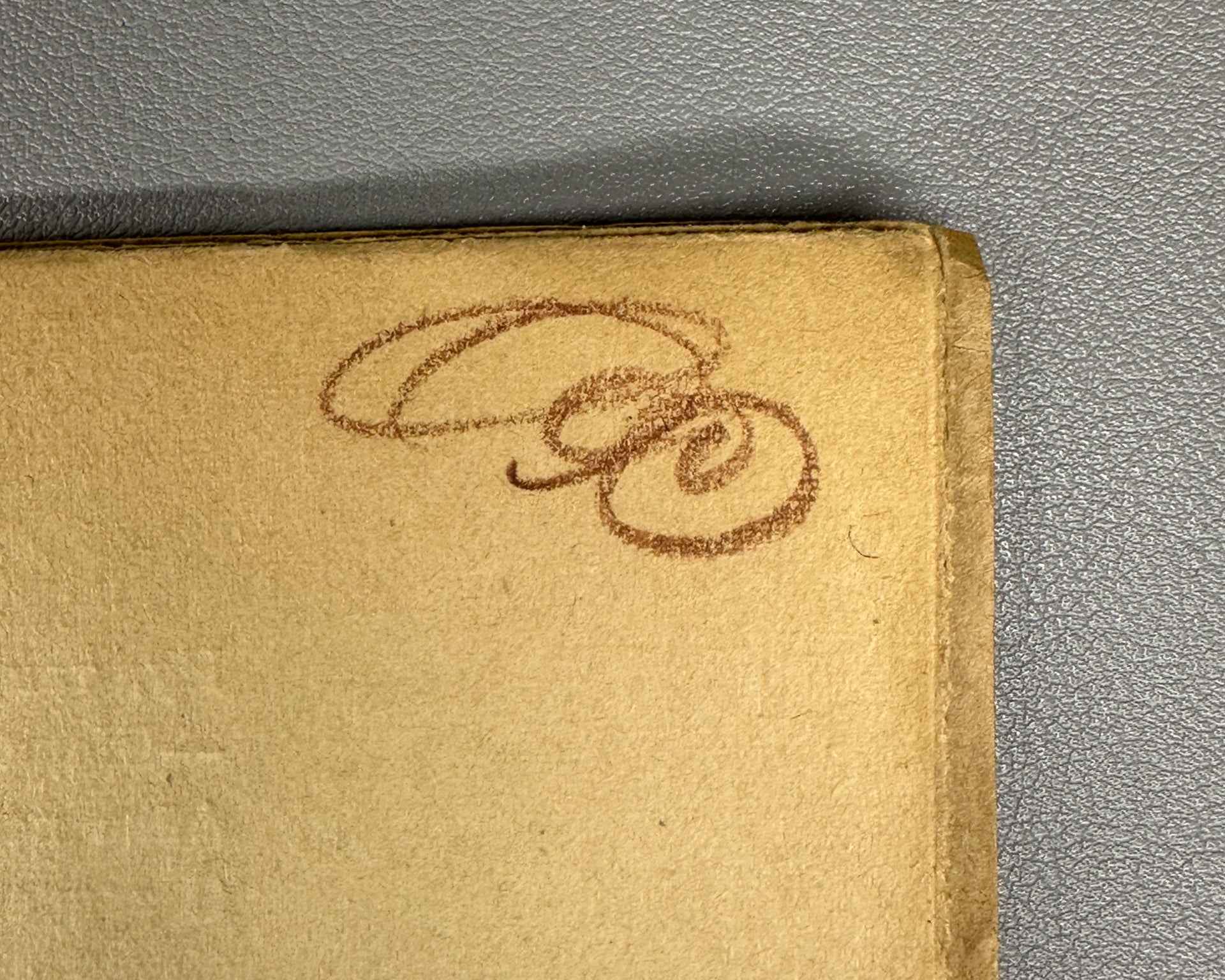 [Autograph?] Khlebnikov, V. Excerpt from the Tables of Destiny (Otryvok iz Dosok sudby). In 3 sheets. Sheets 1-2. Cover by A. Borisov, 1922. In Russian.