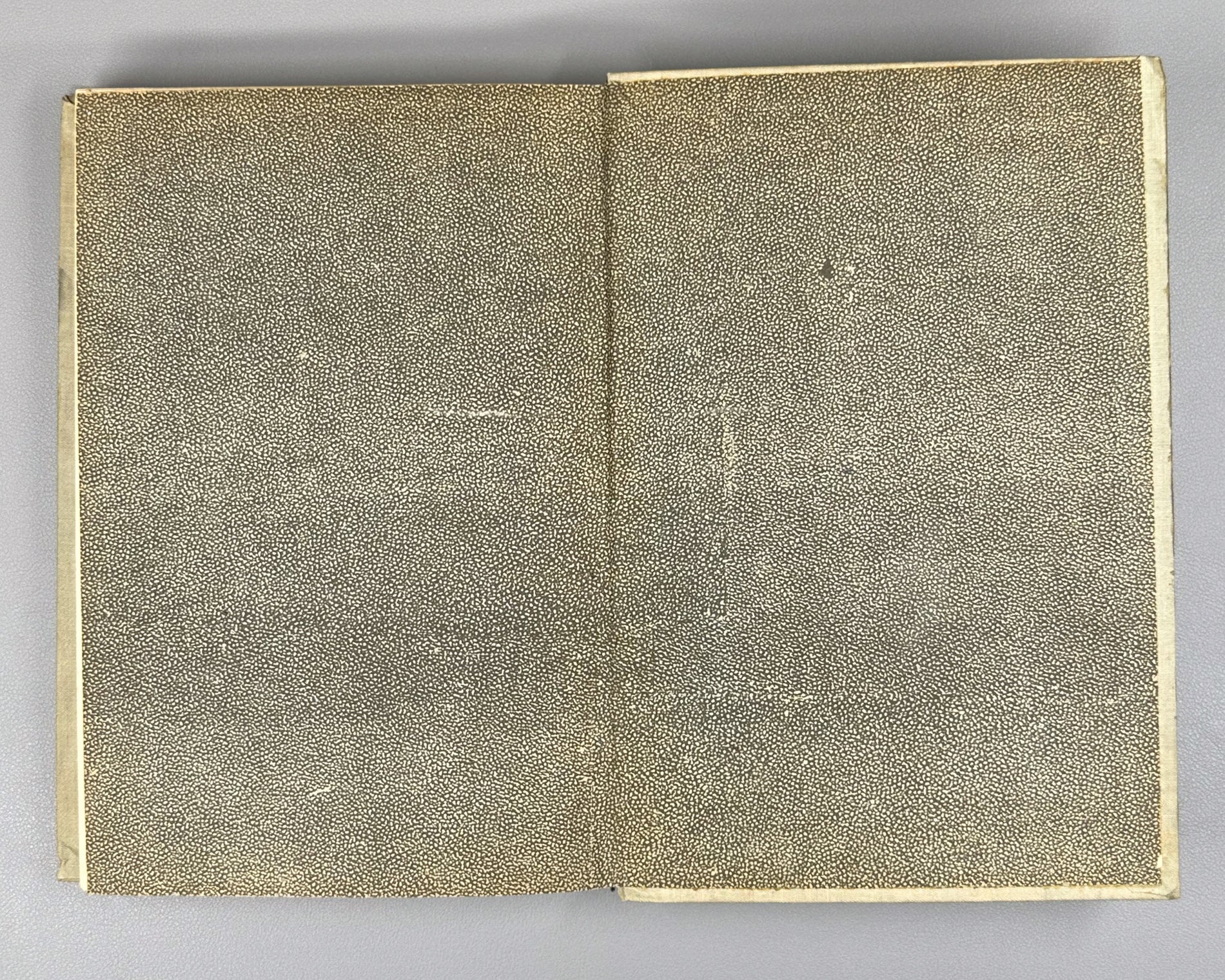 Gunter, N. M. Integration of First-Order Partial Differential Equations (Integrirovanie uravneniy pervogo poryadka v chastnykh proizvodnykh). First edition, 1934. In Russian.