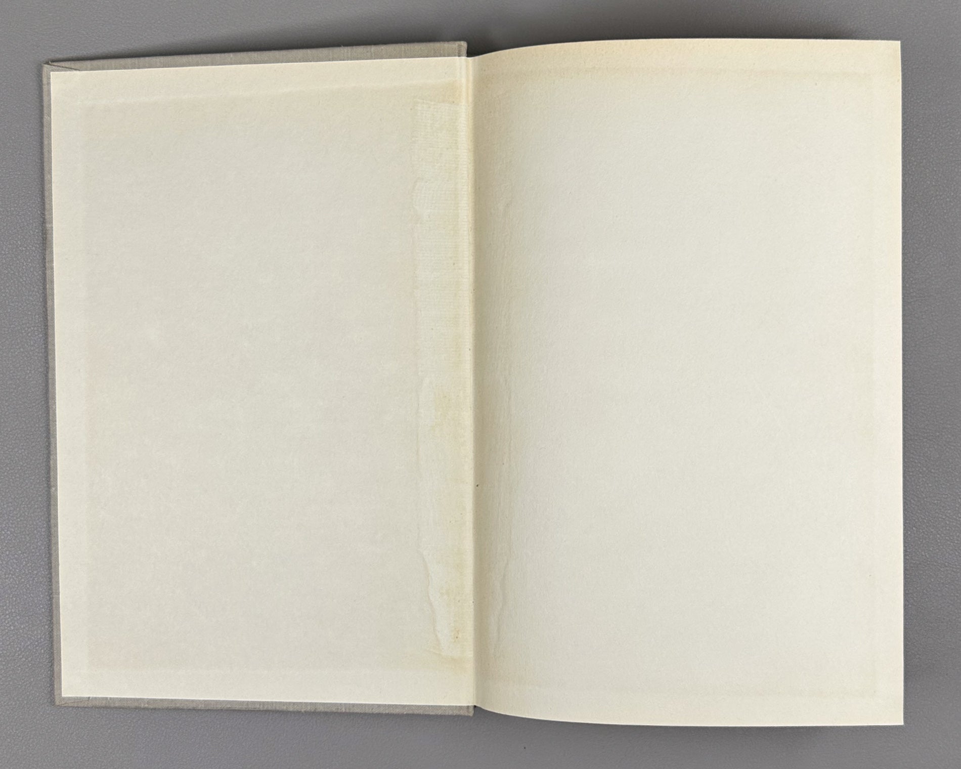 Cartan, Henri. Differential Calculus. Differential Forms (Differentsial'noe ischislenie. Differentsial'nye formy). First Russian edition, 1971.