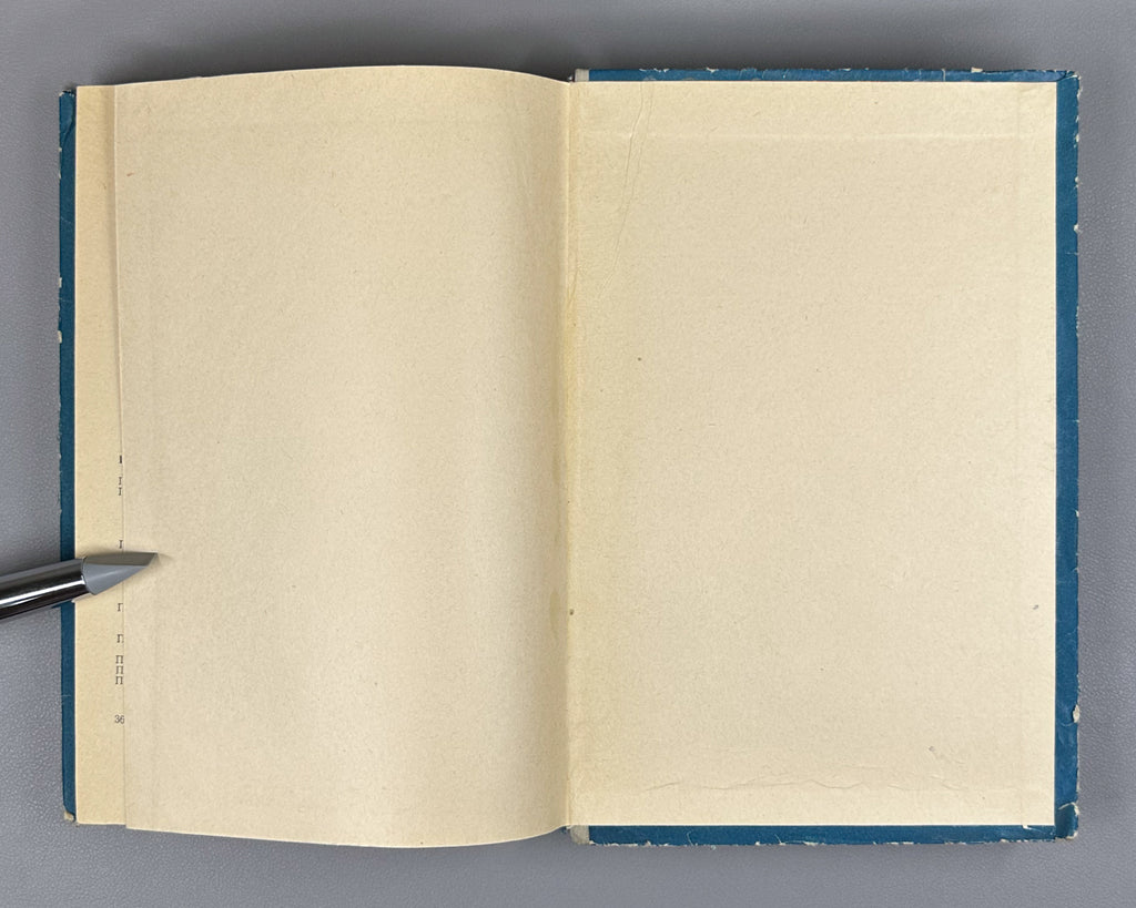 Cartan, Élie. Theory of Finite Continuous Groups and Differential Geometry (Teoriya konechnykh nepreryvnykh grupp i differentsial'naya geometriya). First Russian edition, 1963. In Russian.