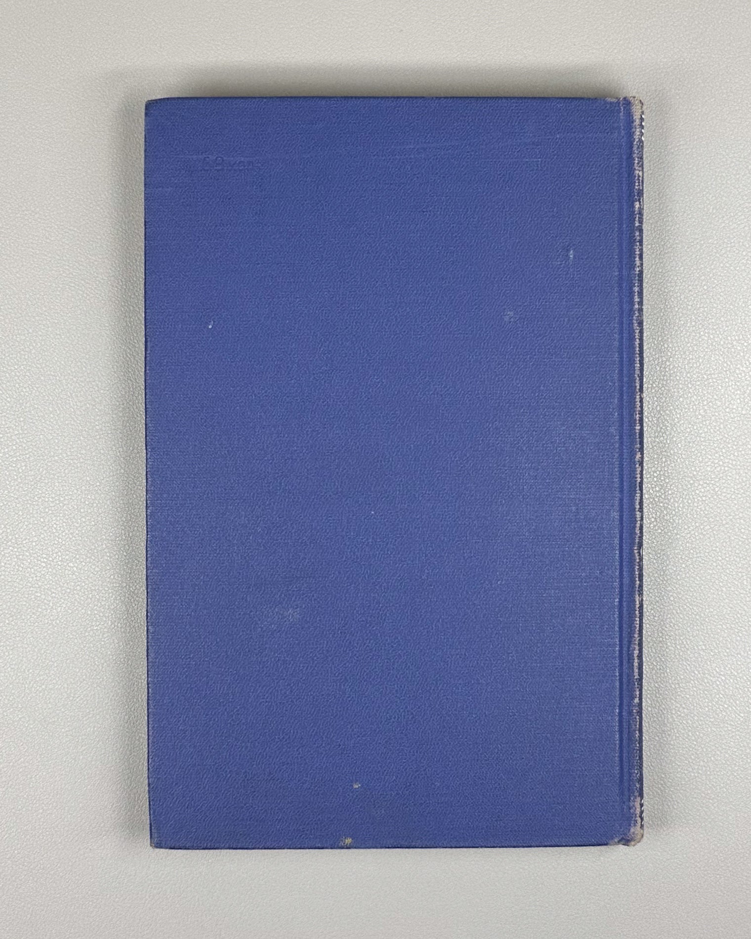 Pontryagin, L. Ordinary Differential Equations (Obyknovennye differentsial'nye uravneniya). First edition, 1961. In Russian.