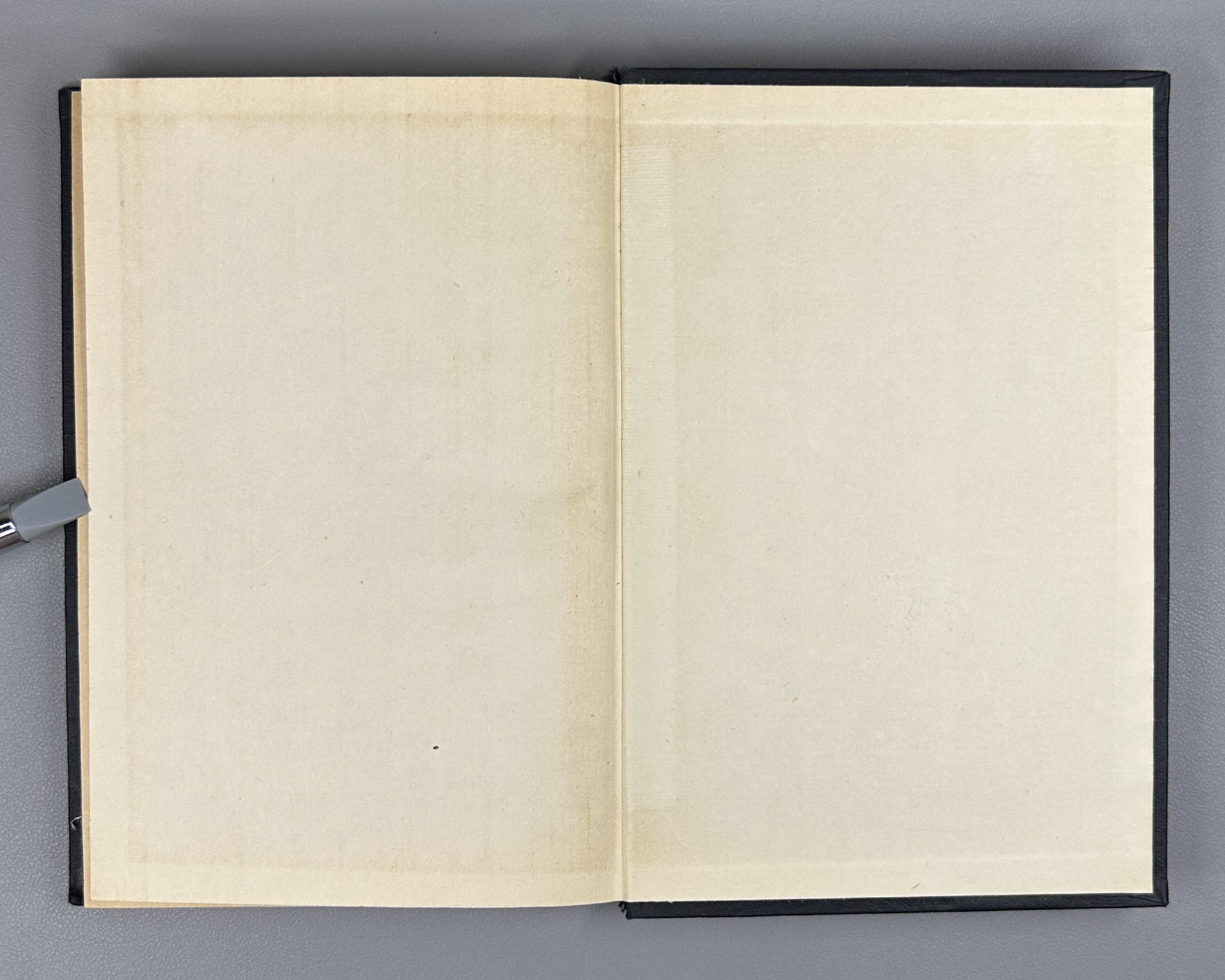 Noble, Ben. Methods Based on the Wiener-Hopf Technique for the Solution of Partial Differential Equations (Primenenie metoda Winera-Khopfa) First Russian edition, 1962.