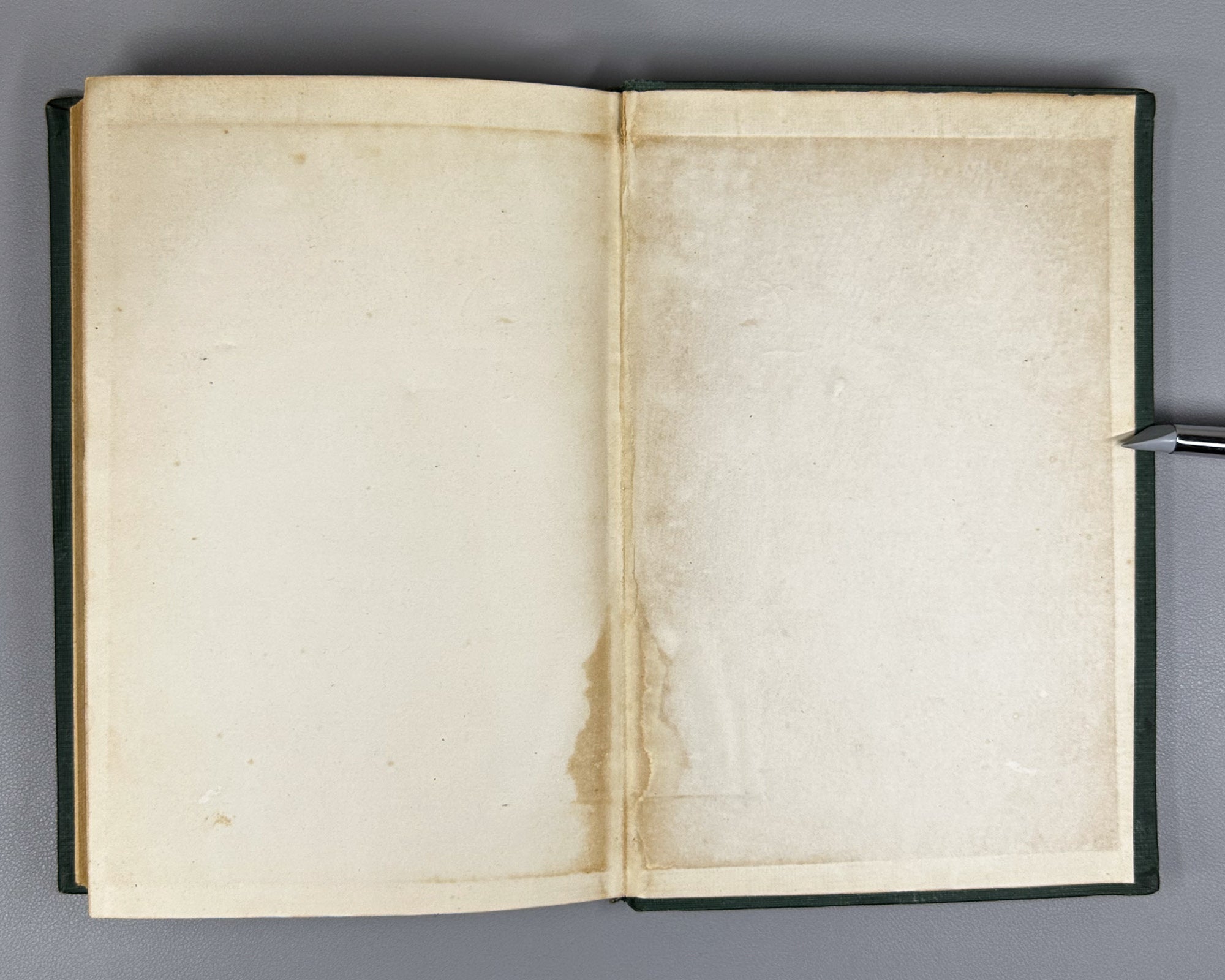 Tolstoy, L. N. Childhood, Boyhood, Youth (Detstvo. Otrochestvo. Yunost'). Designed by A. Shcherbakov, 1937. In Russian.
