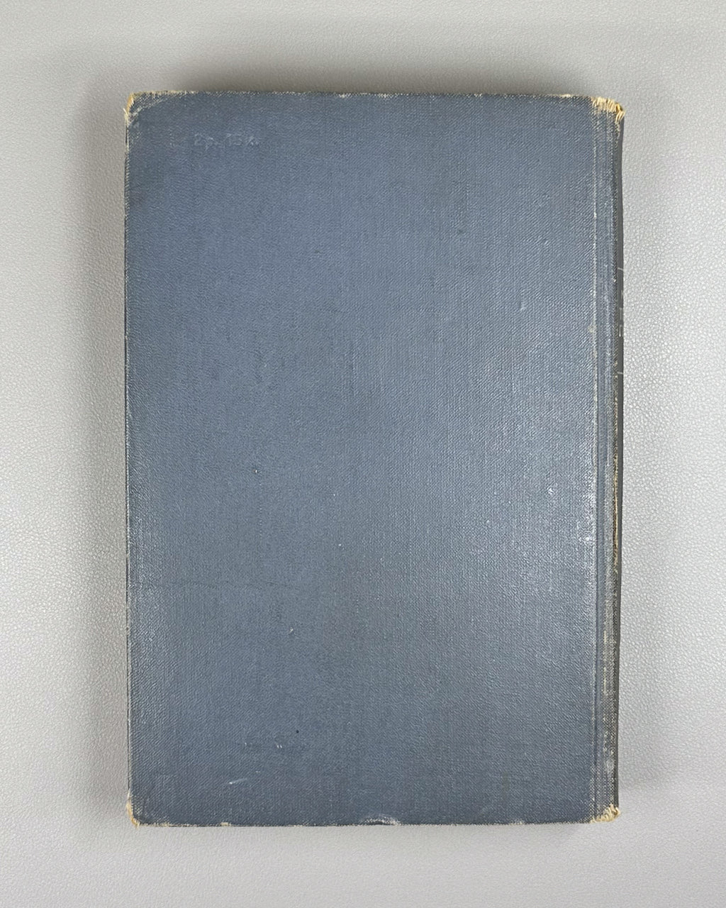 Hall, Marshall, Jr. The Theory of Groups (Teoriya grupp). First Russian edition, 1962.