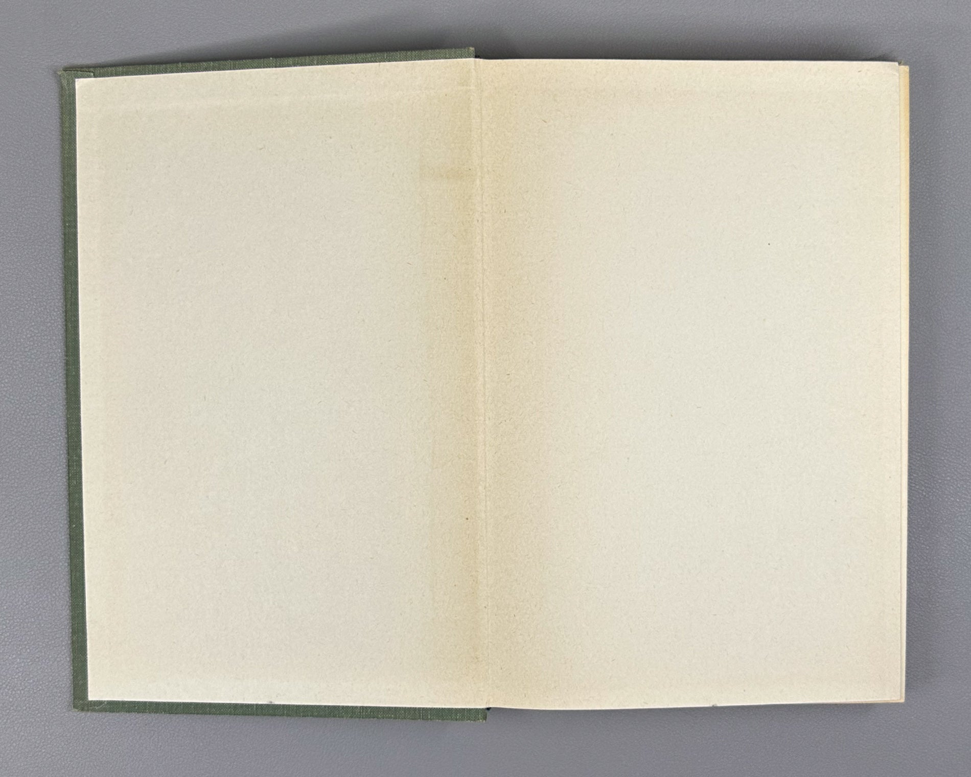 Teleman, C. Elements of Topology and Differentiable Manifolds (Elementy topologii i differentsiruemye mnogoobraziya). First Russian edition, 1967.