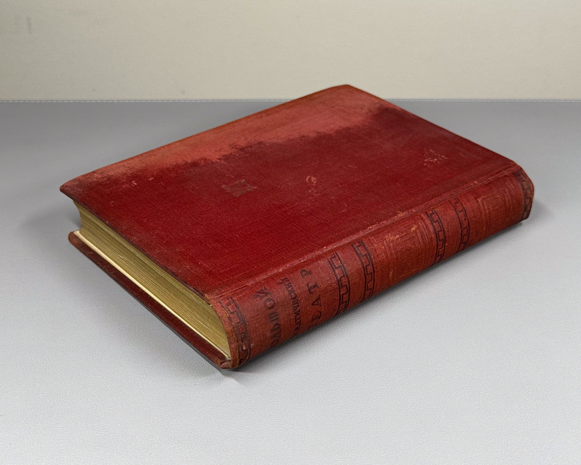 The Grand Dramatic Theatre (Bolshoy Dramaticheskiy teatr). A Collection of Articles. Leningrad, 1935. In Russian