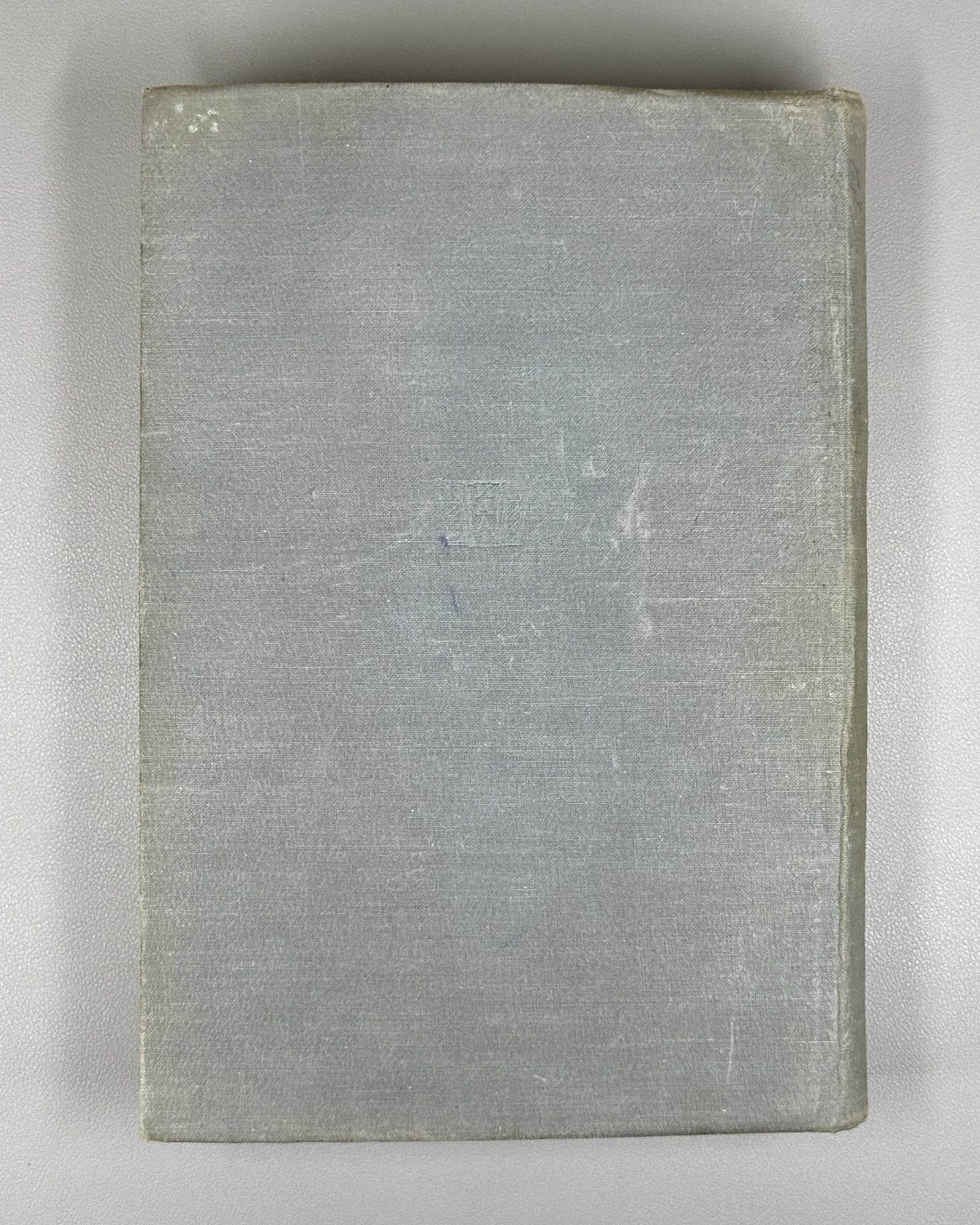 Architectural Constructions (Arkhitekturnye konstruktsii). Compiled under the supervision and editorship of Doctor of Architecture Prof. A. V. Kuznetsov, 1940. In Russian.