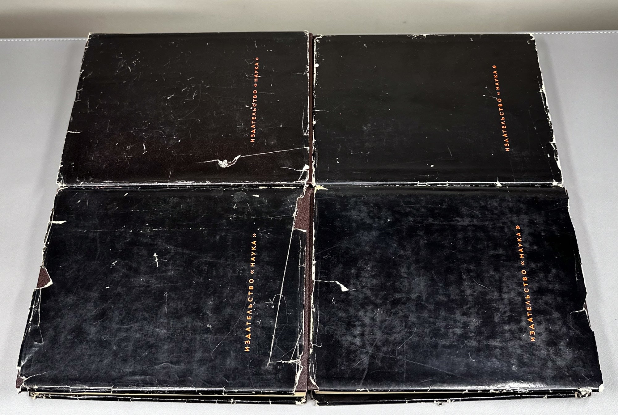 Einstein, Albert. Collected Scientific Works in Four Volumes (Sobranie nauchnykh trudov). Series "Classics of Science", 1965–1967. In Russian.