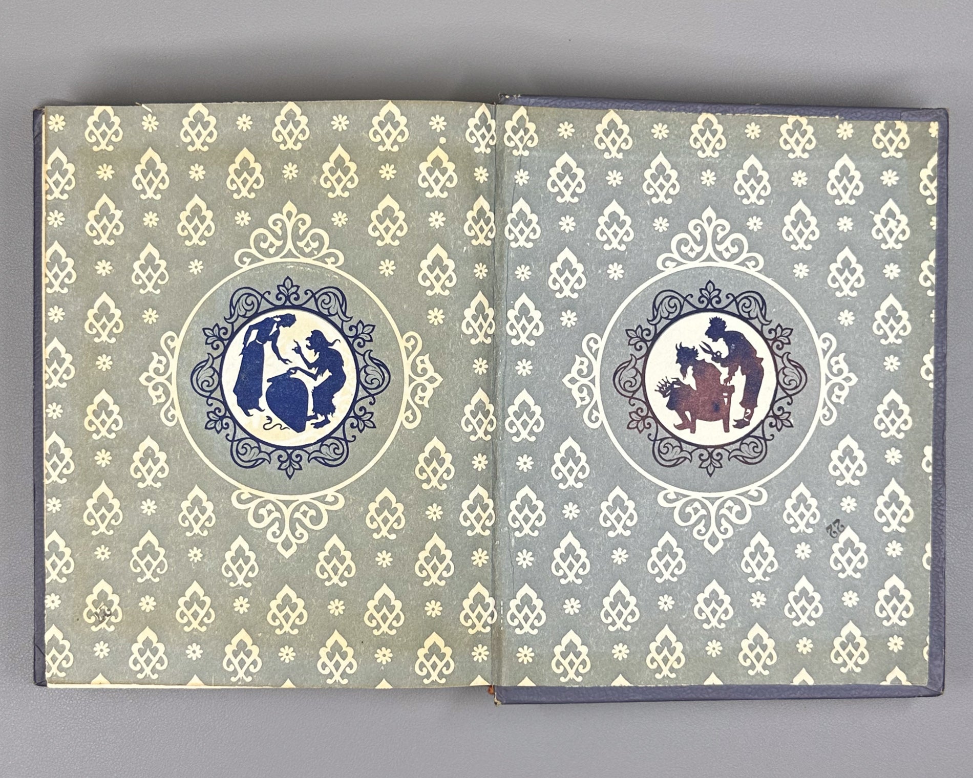 Georgian Folk Tales: One Hundred Tales / compiled, translated, and annotated by N. I. Dolidze; illustrated by S. Kobulidze, 1956. In Russian.
