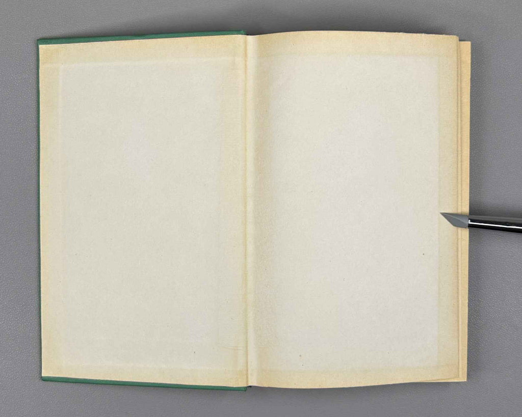 Dieudonné, J. Linear Algebra and Elementary Geometry (Lineinaya algebra i elementarnaya geometriya). 1972. First Russian edition.