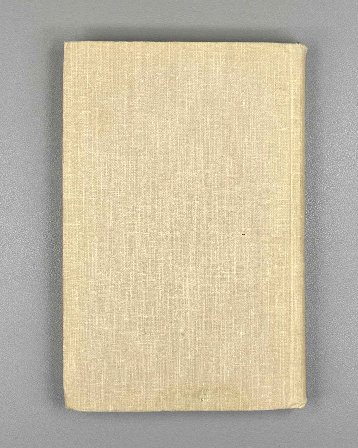 Robinson, A. Introduction to Model Theory and to the Metamathematics of Algebra (Vvedenie v teoriyu modeley i metamatematiku algebry). 1967. In Russian.