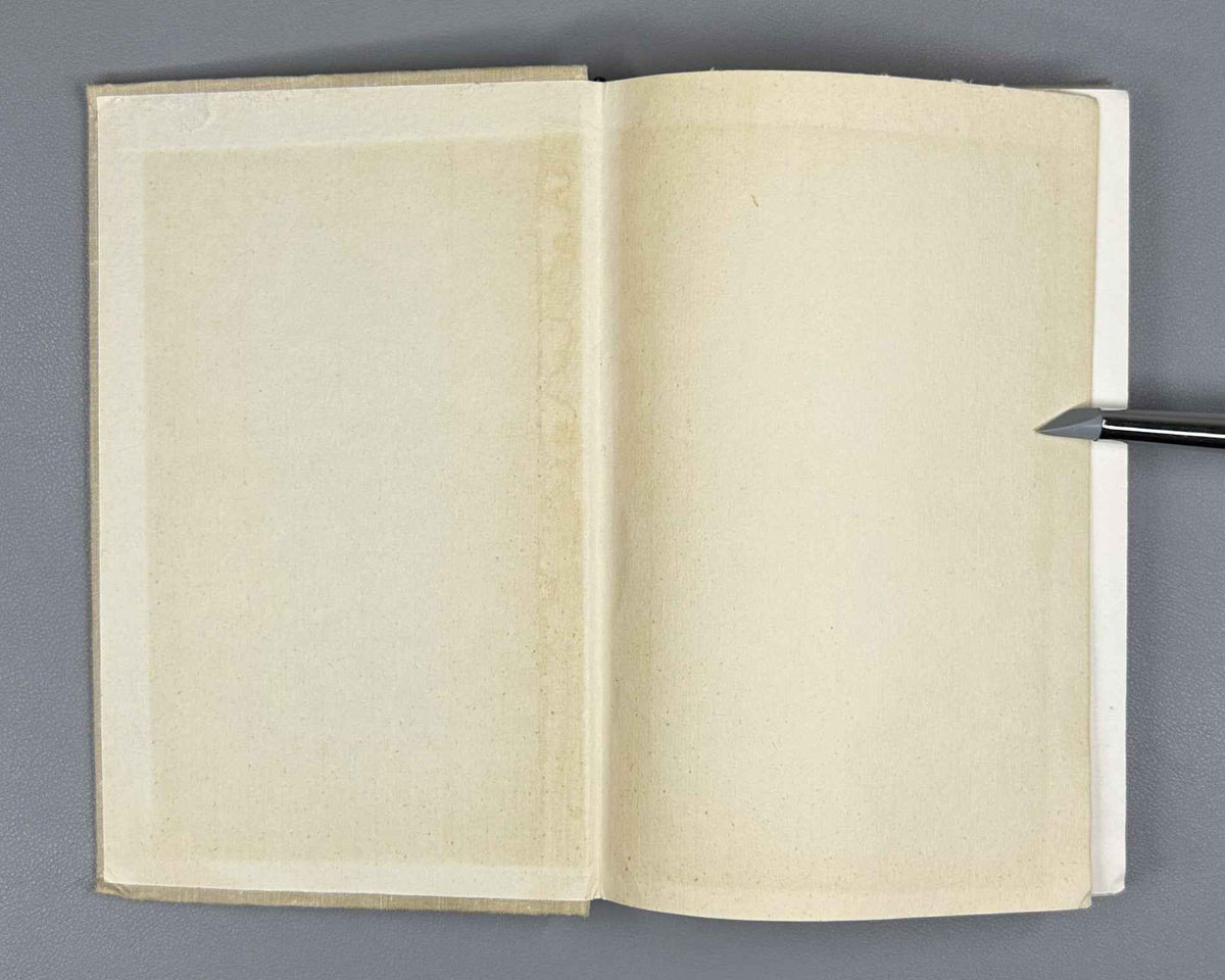 Robinson, A. Introduction to Model Theory and to the Metamathematics of Algebra (Vvedenie v teoriyu modeley i metamatematiku algebry). 1967. In Russian.