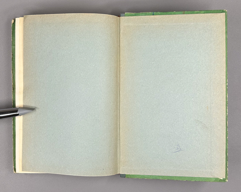 Poletaev, I. Signal: On Some Concepts of Cybernetics (Signal, o nekotorykh ponyatiyakh kibernetiki). The first Soviet book on cybernetics. First edition, 1958. In Russian.
