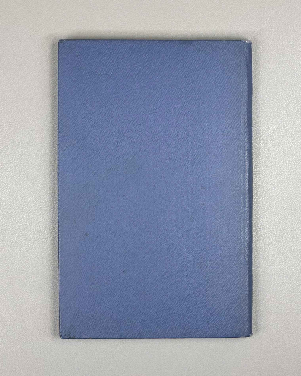 Alexandrov, Urysohn. Memoir on Compact Topological Spaces (Memuar o kompaktnykh topologicheskikh prostranstvakh). 1971. In Russian.