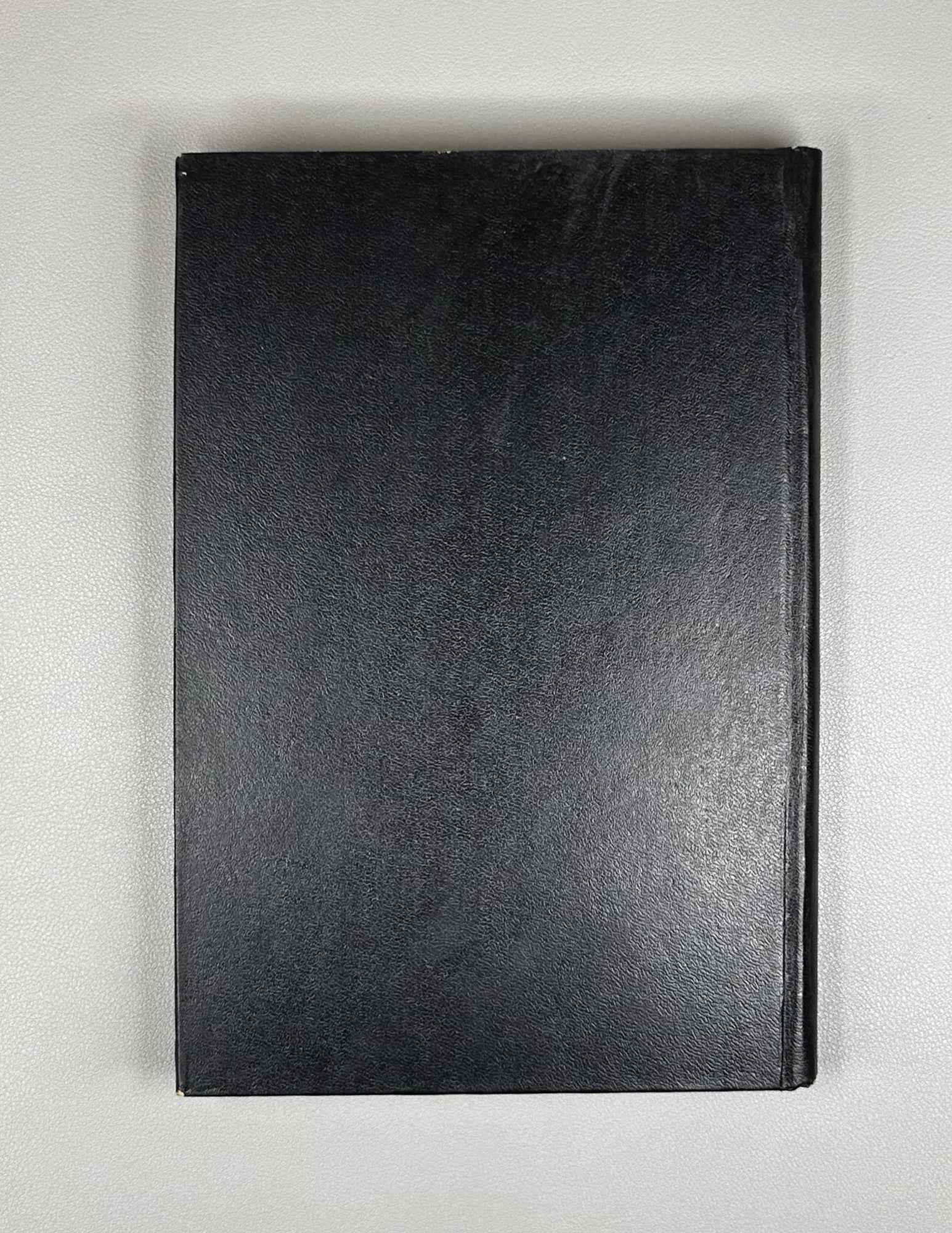 [Signed] L. Ghvinjilia. Formation of the Plural of Nouns in the Dargin and Lak Languages (Arsebit sakhelta mravlobitis ts'armoeba dargvulsa da lak'urshi). 1978. In Georgian.