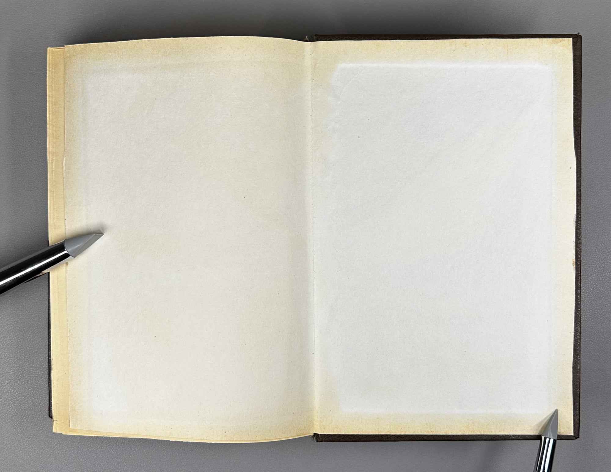 Zhamni: The Georgian Horologion. Facsimile of Tiflis: Ev. Iv. Kheladze, 1899. Soviet era. In Old Georgian. Nuskhuri-Khutsuri script.