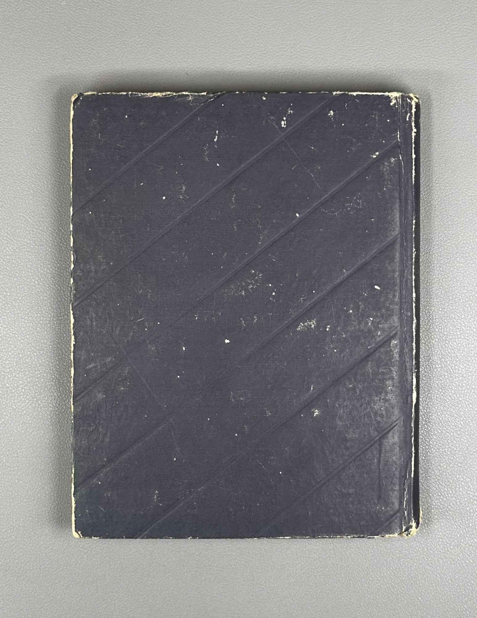 Kalandadze, Ana. Poems (Leksebi). 1957. In Georgian.