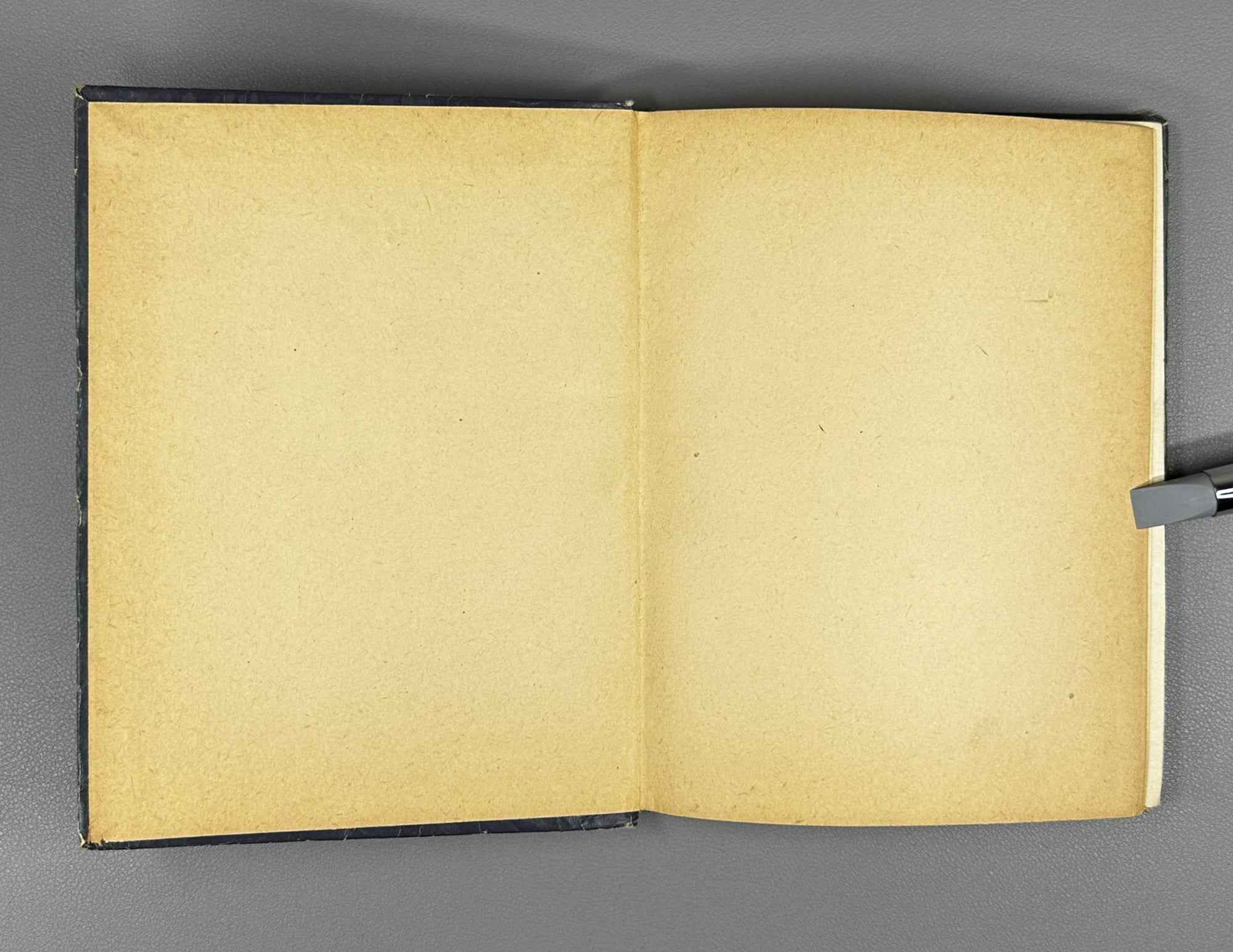 Kalandadze, Ana. Poems (Leksebi). 1957. In Georgian.