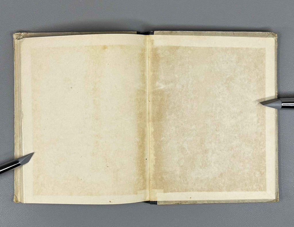 Hikmet, Nazim. Selected Poems (Rcheuli Leksebi) / translated from Turkish by Vakhtang Kekelidze, 1952. In Georgian.