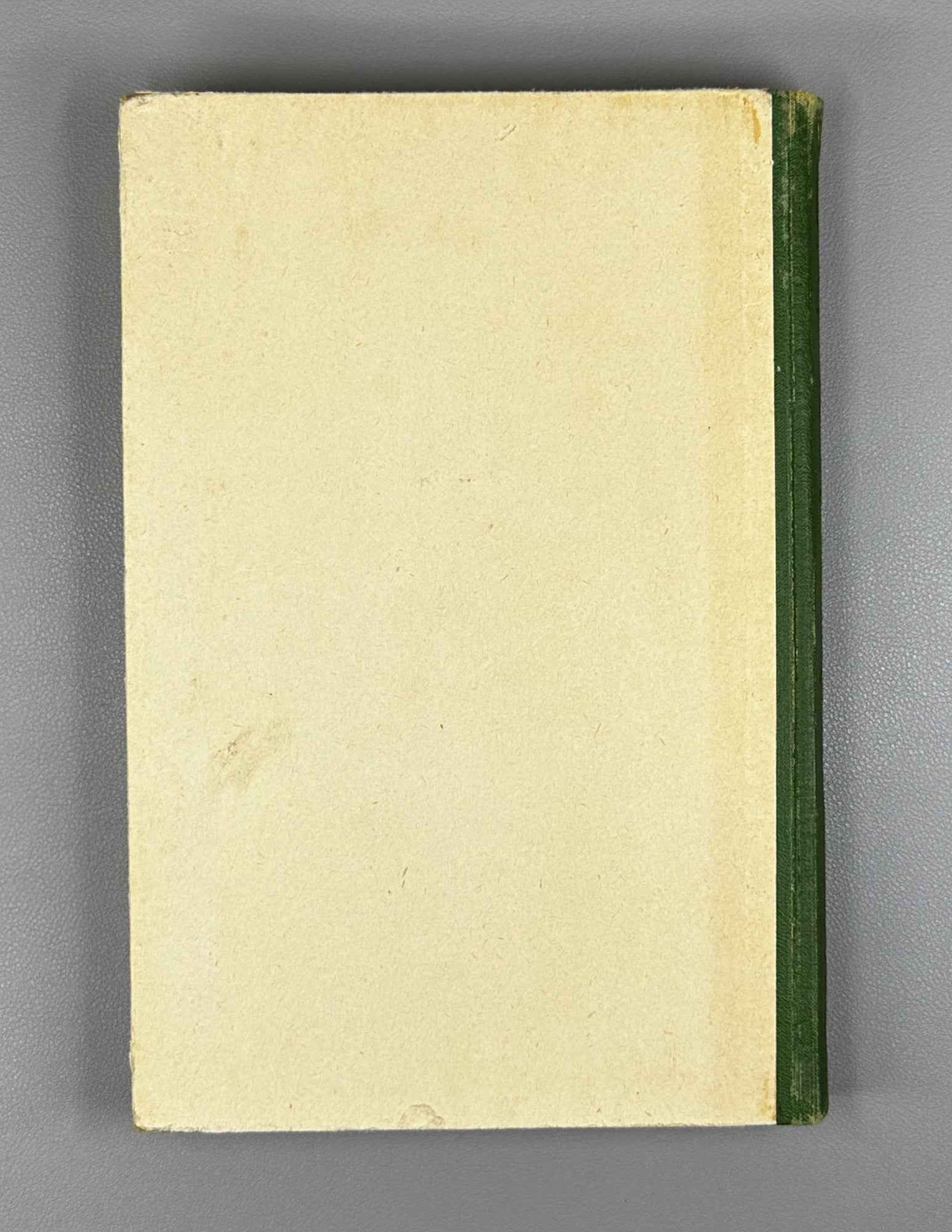 Gudava, T. The Botlikh Language: Grammatical Analysis, Texts, Dictionary (Bot'likhuri ena: gramatikhuli analizi, tekst'ebi, leksikoni). 1963. In Georgian.