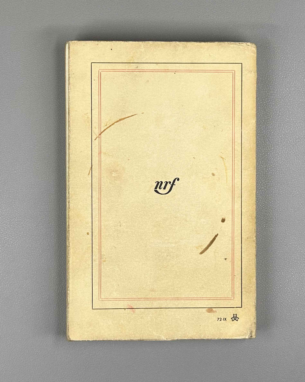 [With the original promotional band announcing the Academie francaise prize] Modiano, Patrick. Les Boulevards de ceinture. Recit. Paris: Gallimard, 1972. In French.