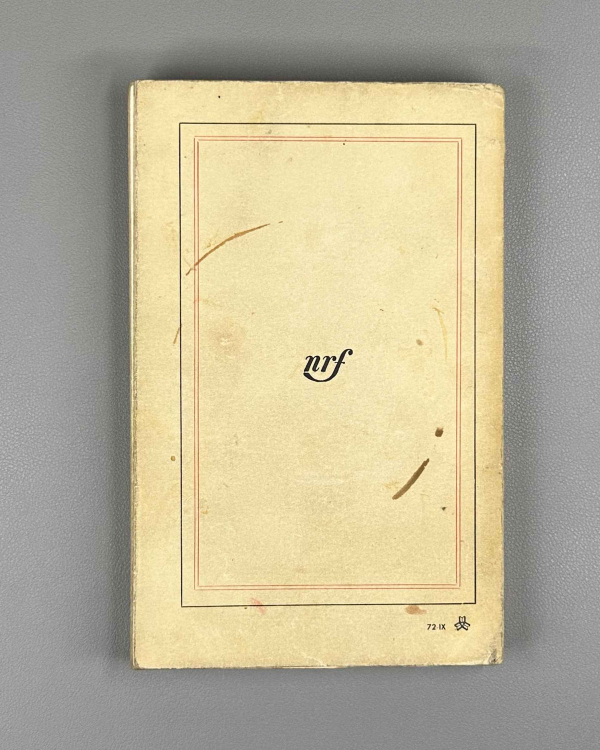 [With the original promotional band announcing the Academie francaise prize] Modiano, Patrick. Les Boulevards de ceinture. Recit. Paris: Gallimard, 1972. In French.