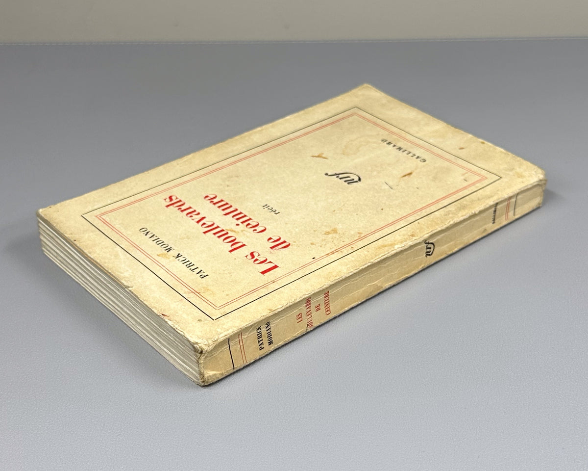 [With the original promotional band announcing the Academie francaise prize] Modiano, Patrick. Les Boulevards de ceinture. Recit. Paris: Gallimard, 1972. In French.