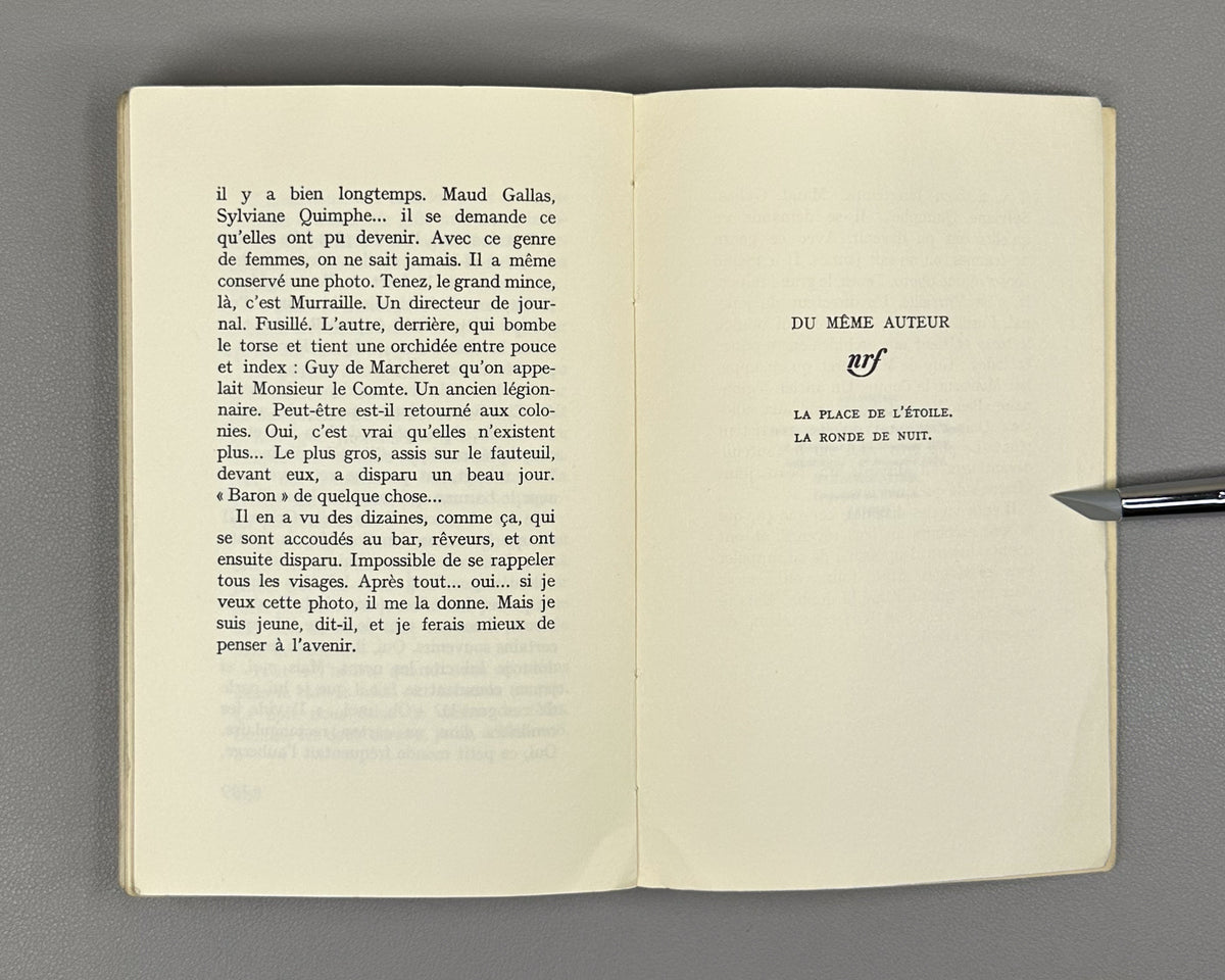 [With the original promotional band announcing the Academie francaise prize] Modiano, Patrick. Les Boulevards de ceinture. Recit. Paris: Gallimard, 1972. In French.