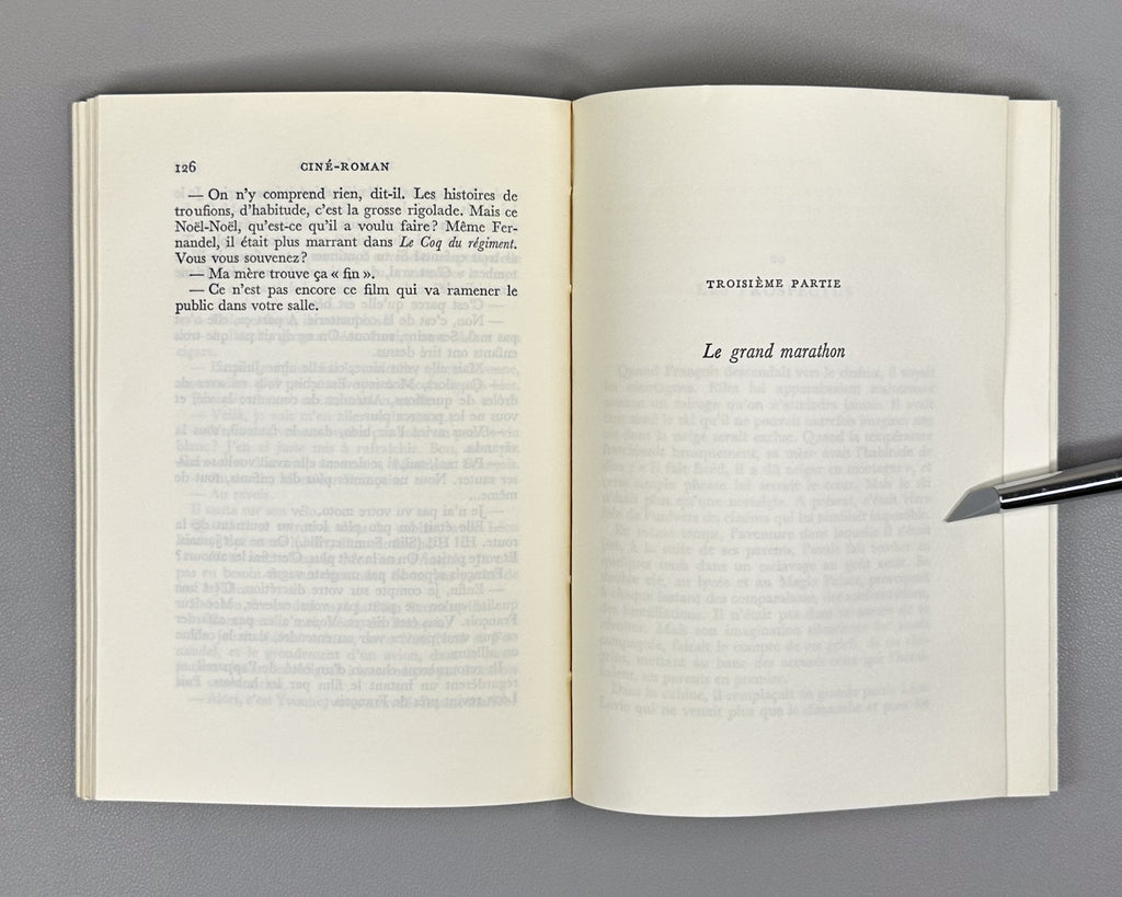 Grenier, Roger. Cine-roman. Roman. Prix Femina 1972. Paris: Gallimard (nrf), 1972. In French.