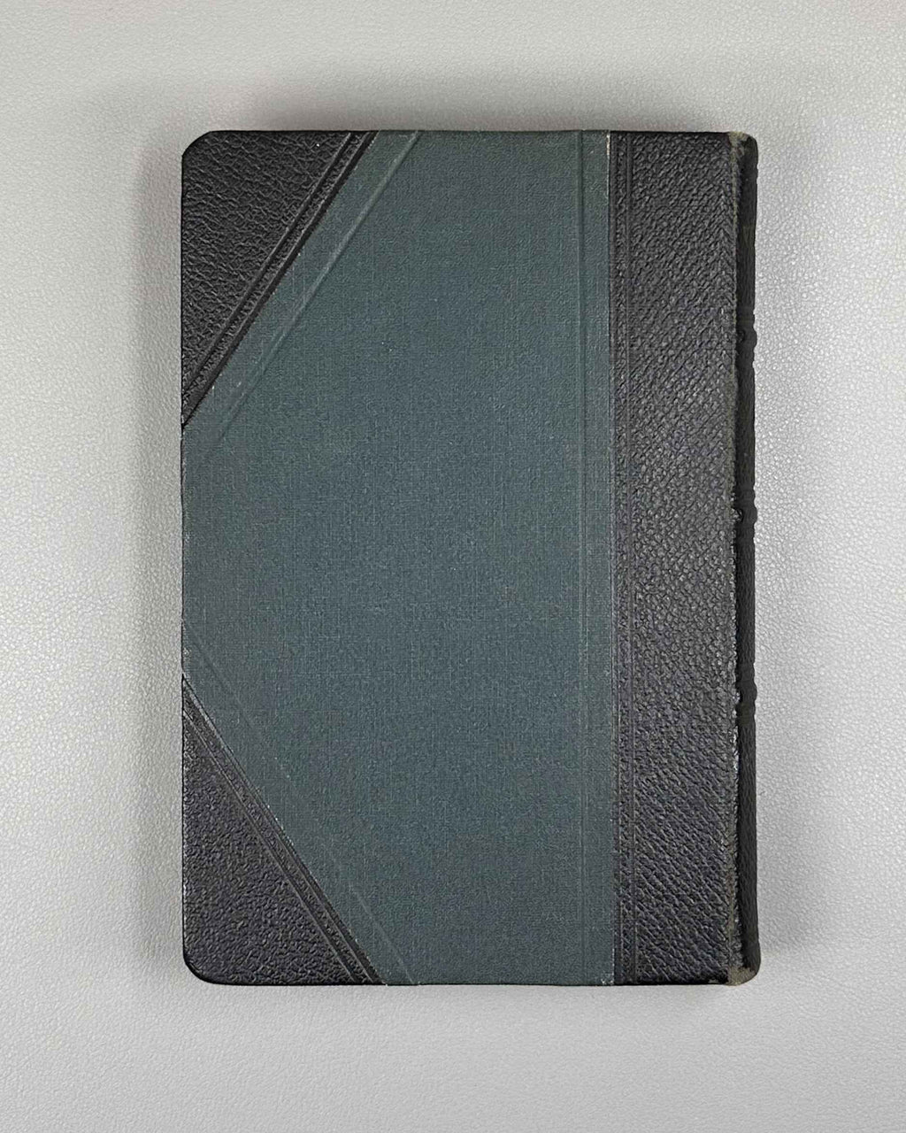 Verhaeren, Emile. Poemes (Nouvelle Serie) : Les Soirs, Les Debacles, Les Flambeaux noirs. Neuvieme edition. Paris, 1914. In French.