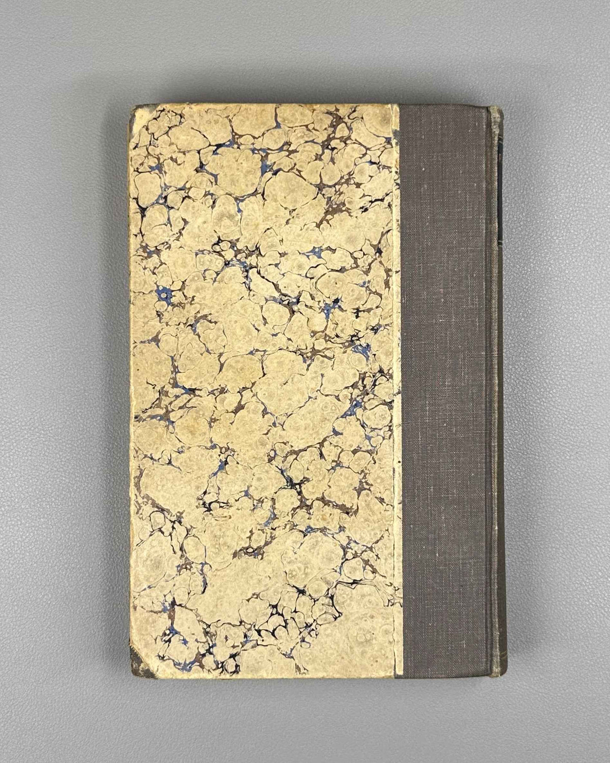 [Rebound copy, with an unconfirmed possible association to the critic Vladimir Weidle] Gourmont, Remy de. Le Livre des Masques : portraits symbolistes. Masques dessines par F. Vallotton. Paris, 1914. In French.