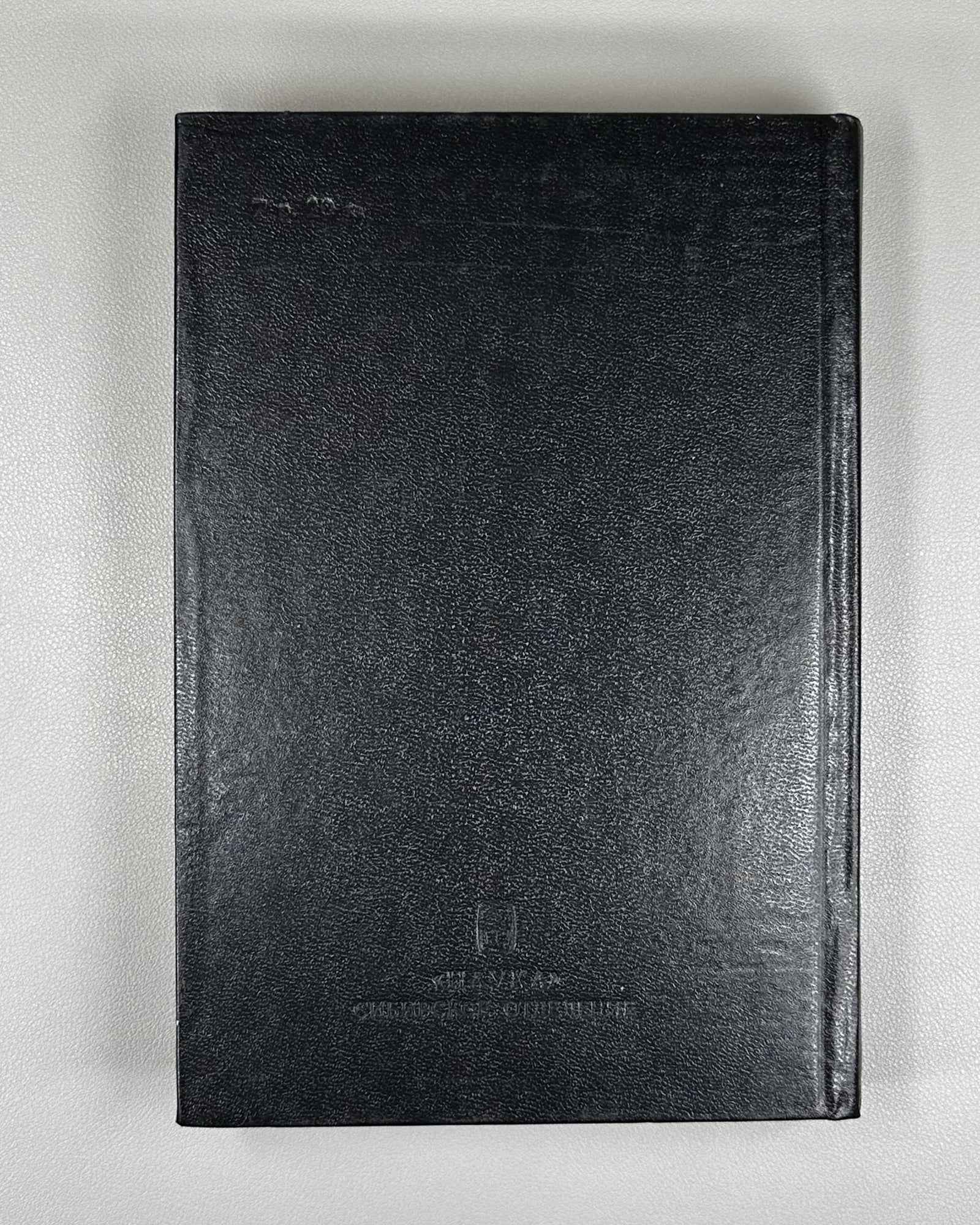 Firsov, L. Isary: Essays on the History of the Medieval Fortresses of the Southern Shore of Crimea (Isary: ocherki istorii srednevekovykh krepostei Iuzhnogo berega Kryma). 1990. In Russian.