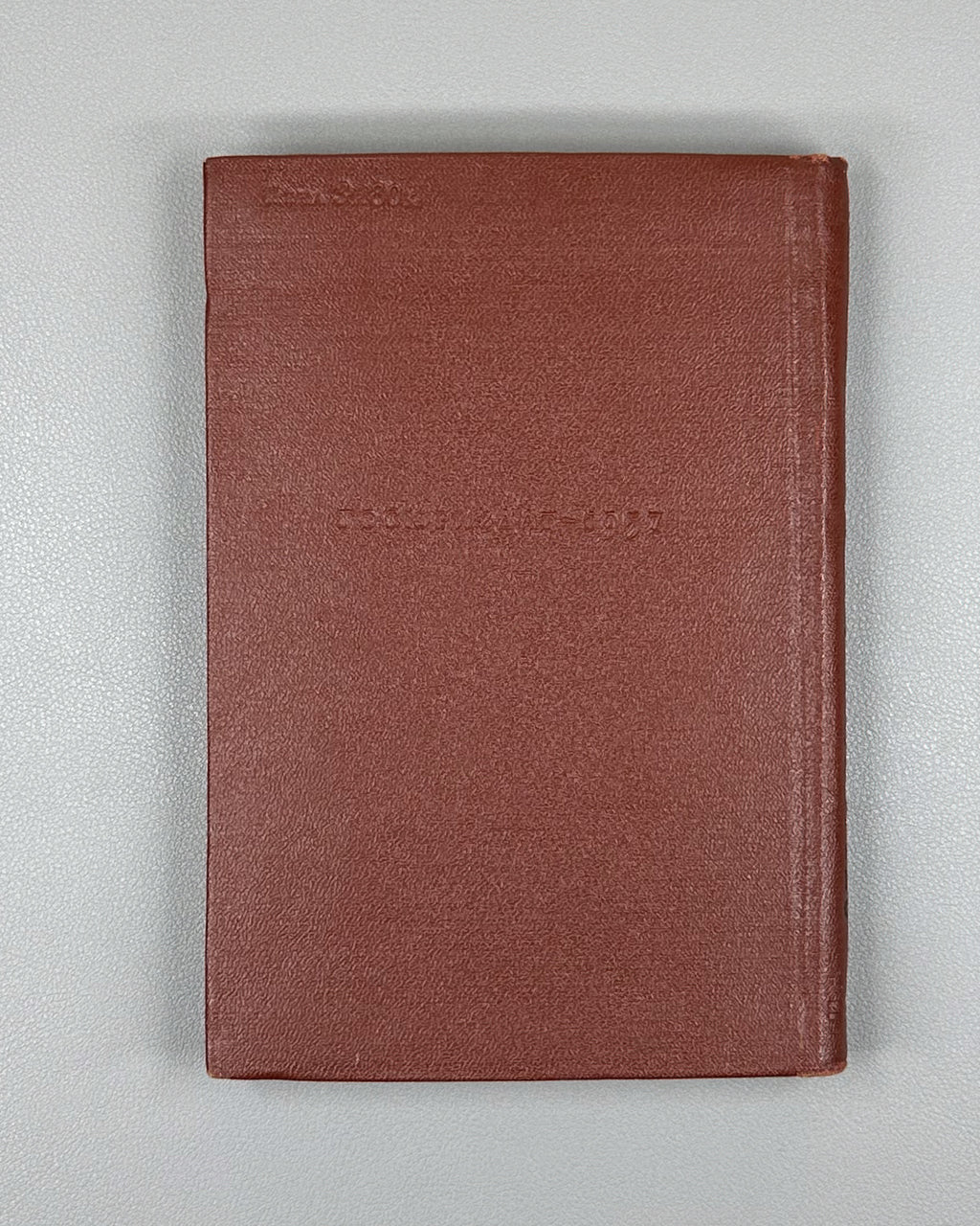 Gorlyak, F. G. Investigator's Handbook (Spravochnik sledovatelya: oboznachenie i naimenovanie ob'ektov i ikh chastey, vstrechayushchikhsya pri sledstvennom osmotre). First edition, 1957. In Russian.