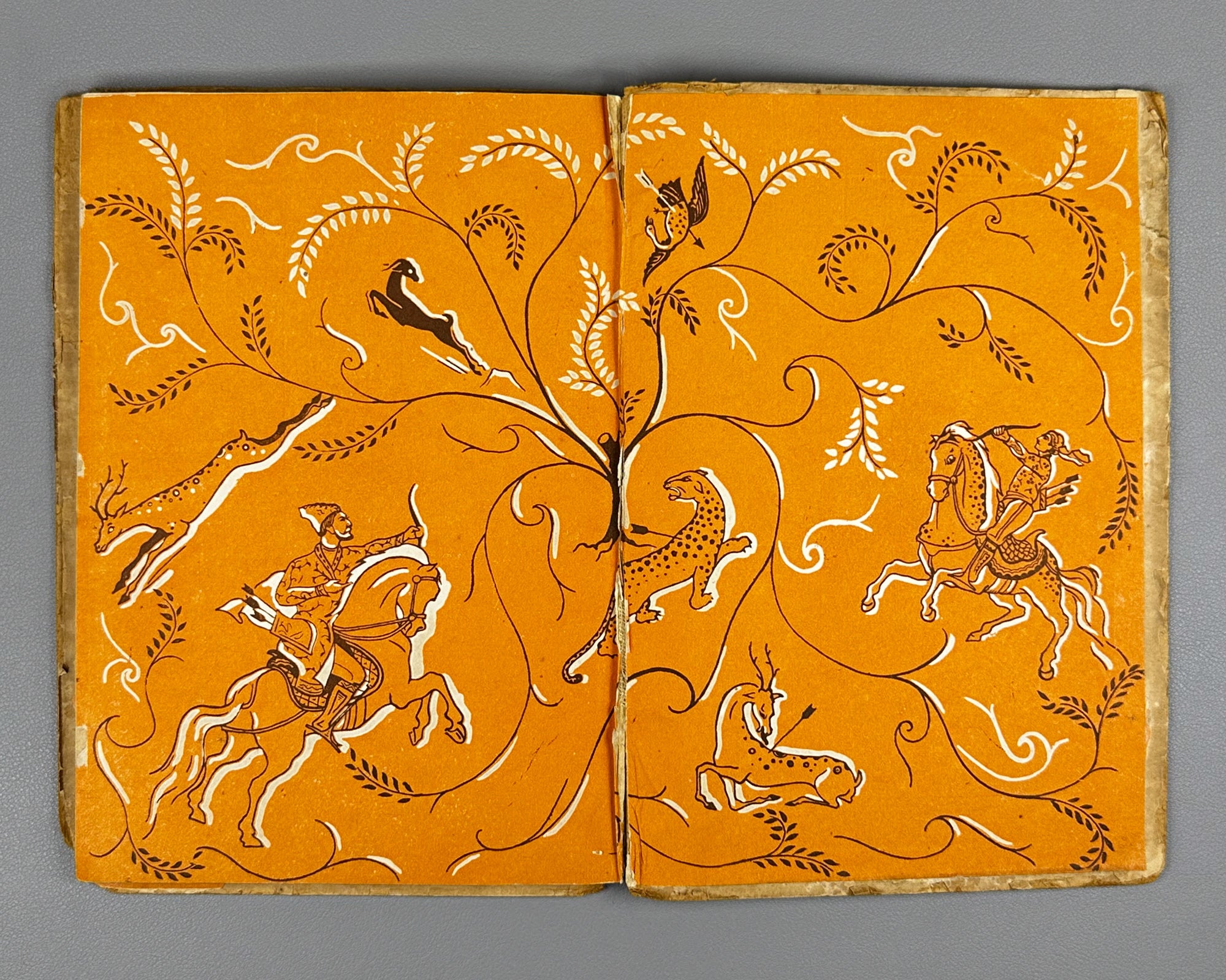 Tsintadze, P. The Knight in the Panther's Skin: Worldview and Artistic Construction. A Critical Study (Vepkhis-Tqaosani: Msoflmkhedveloba da Mkhatvrul Konstruktsia. Kritikuli Etiudi). 1936. In Georgian.
