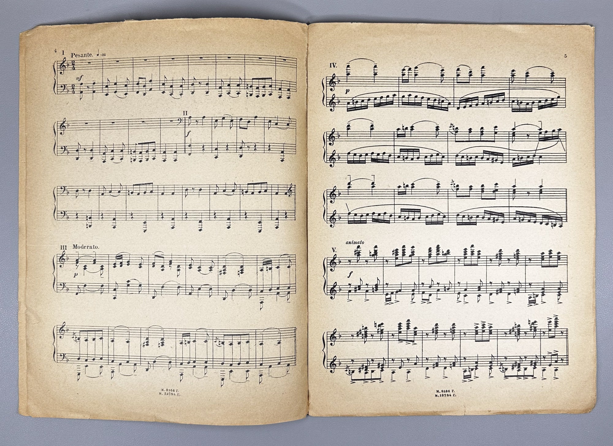 Glière, R. M. Dance of the Soviet Sailors (Yablochko) from the ballet "The Red Poppy". Piano Solo, 1935. In Russian and French